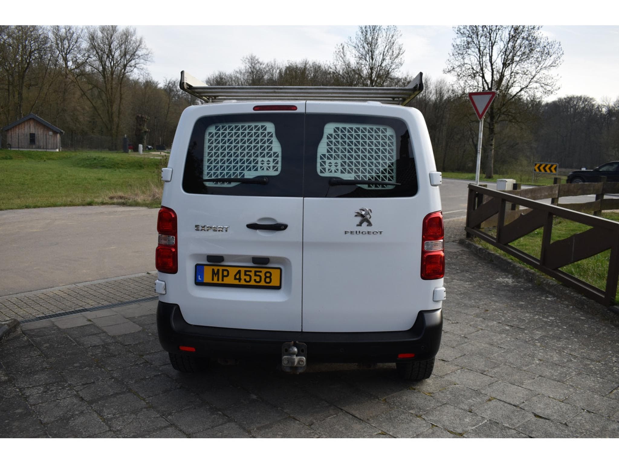 Peugeot Expert 2,0 HDi 120 3 places airco (2019) - Photo 5