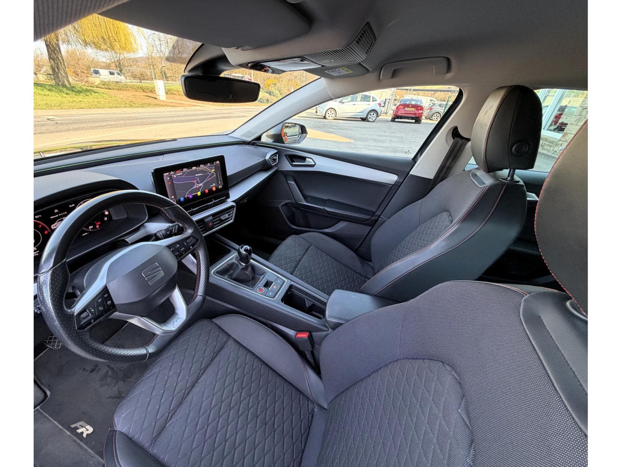 Seat Leon 1.5 TSI FR 150CV (2020) - Photo 16