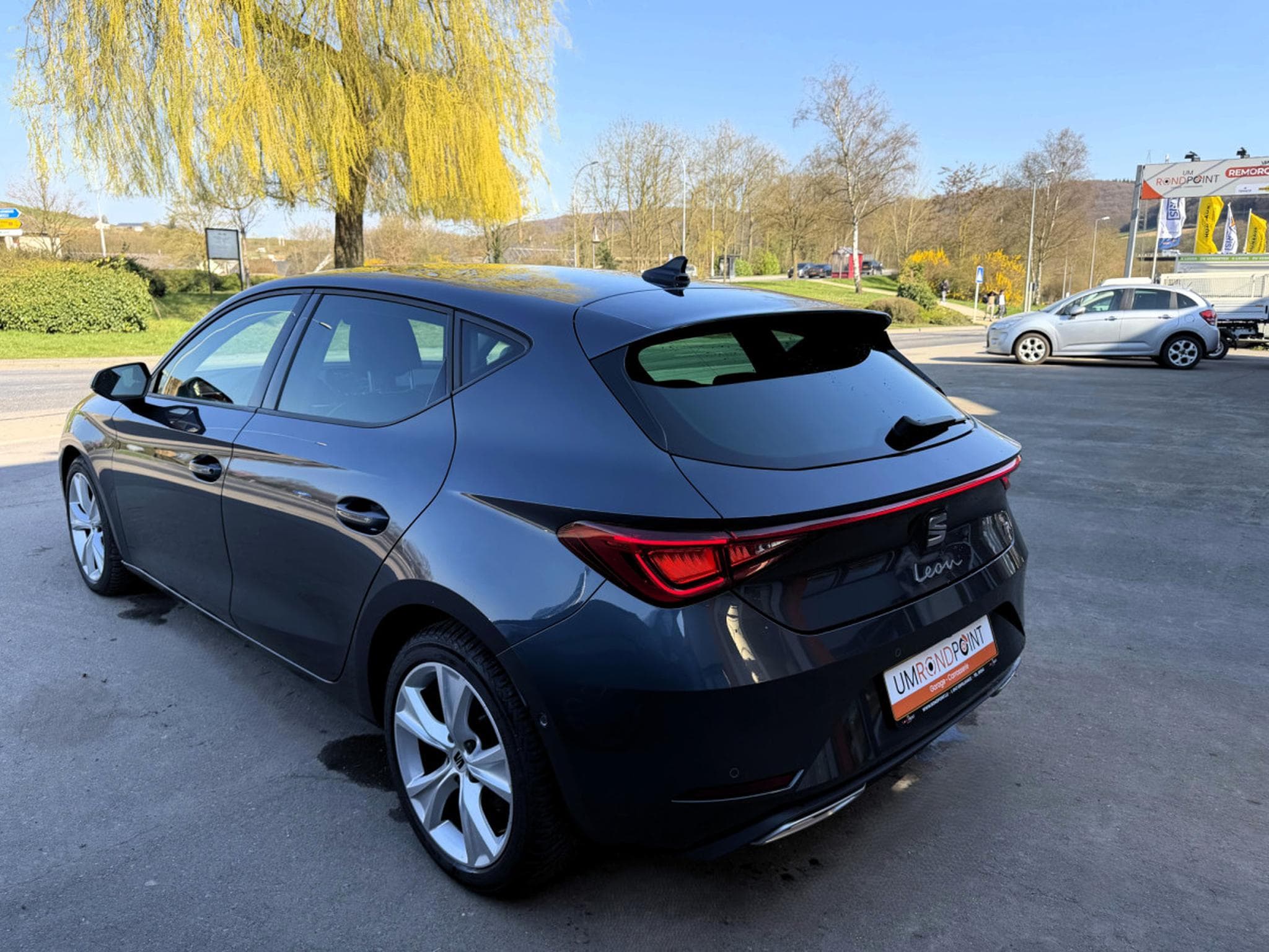 Seat Leon 1.5 TSI FR 150CV (2020) - Photo 4