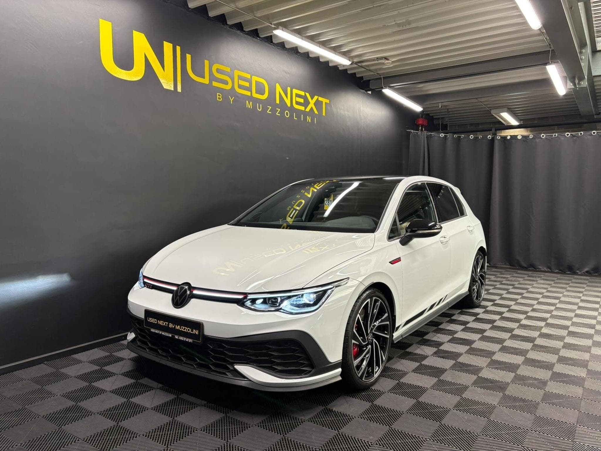 VW Golf GTI Clubsport 2.0 TSI 300cv (2022) - Photo 1