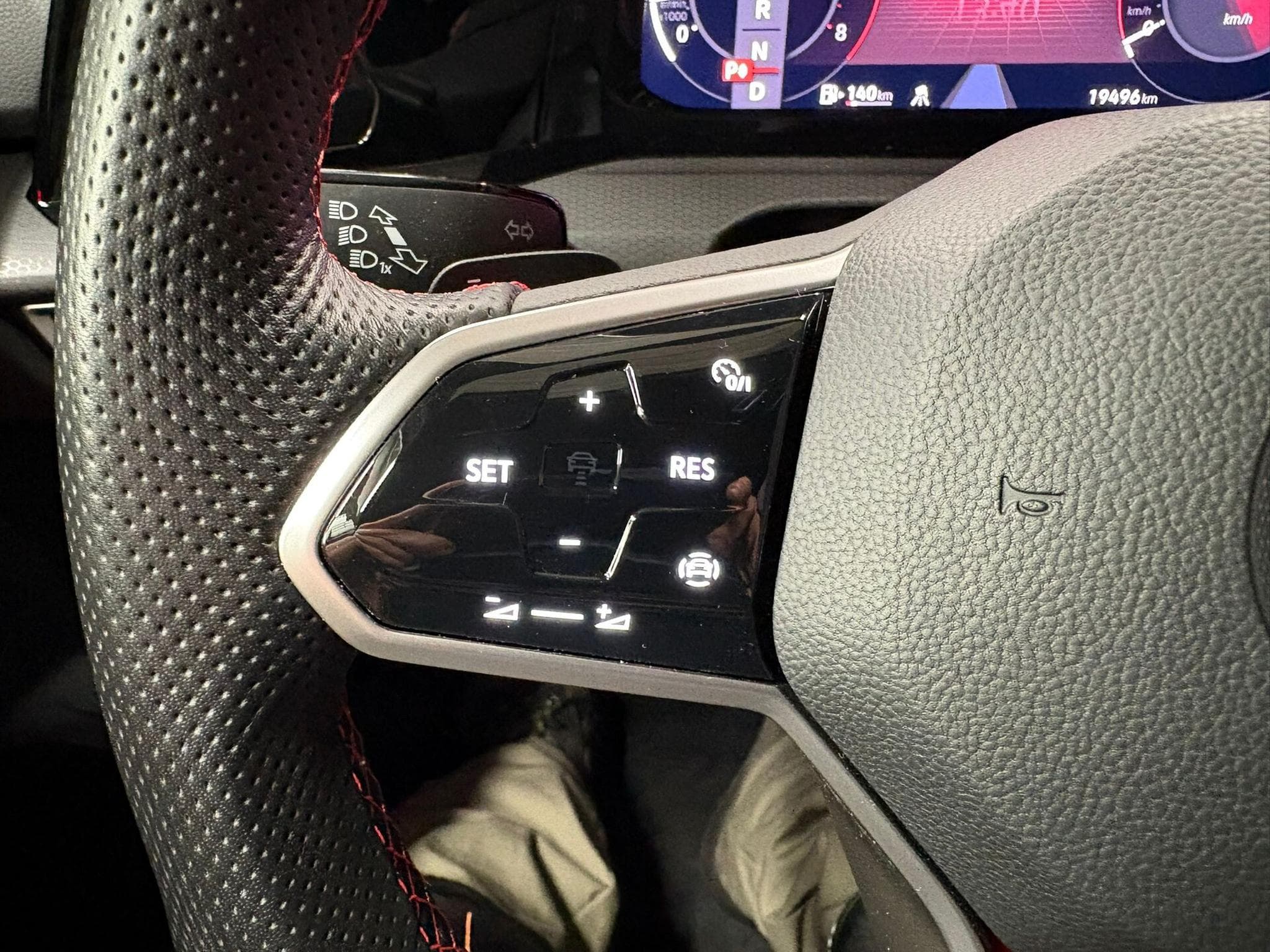 VW Golf GTI Clubsport 2.0 TSI 300cv (2022) - Photo 15