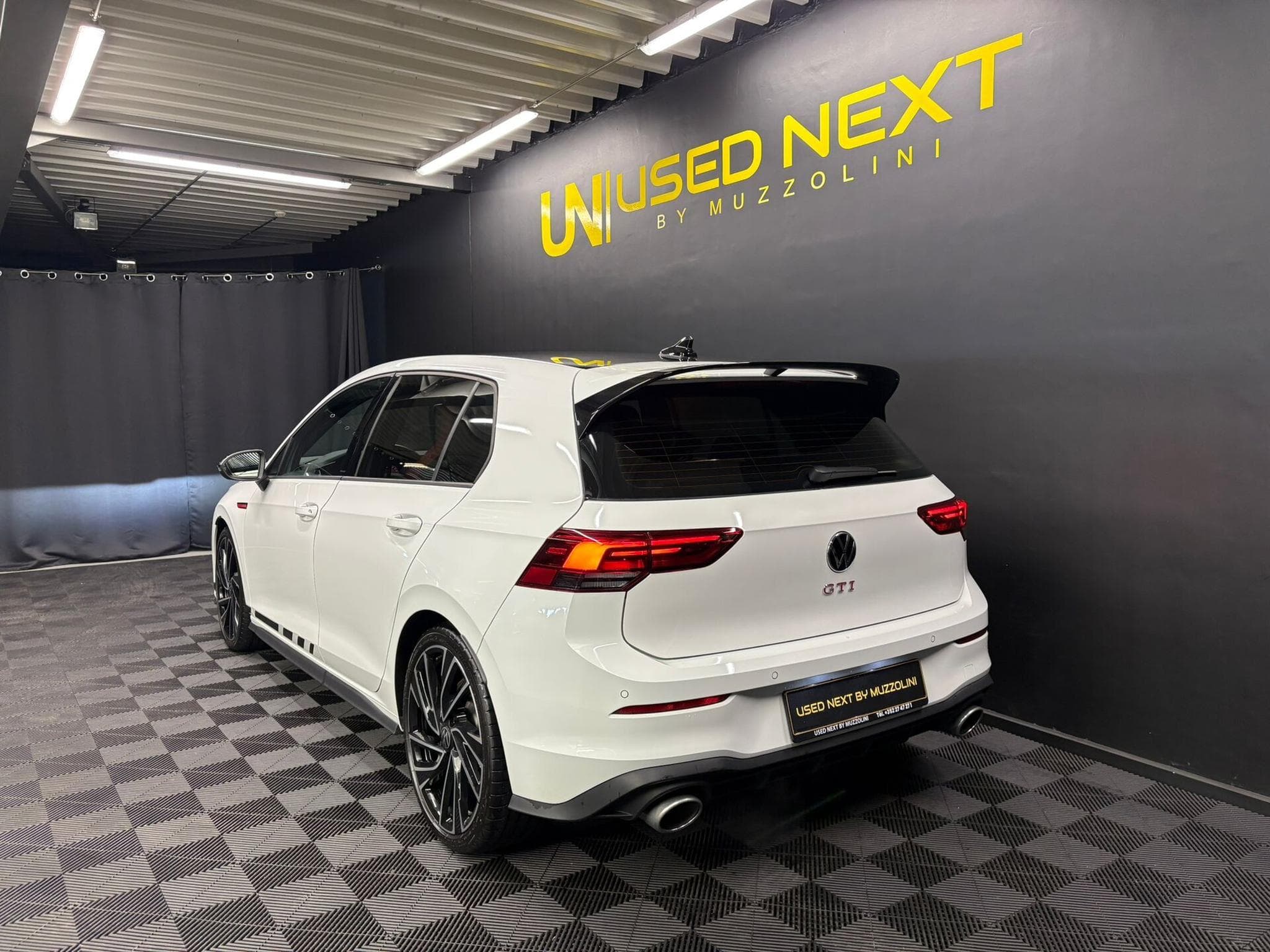 VW Golf GTI Clubsport 2.0 TSI 300cv (2022) - Photo 3