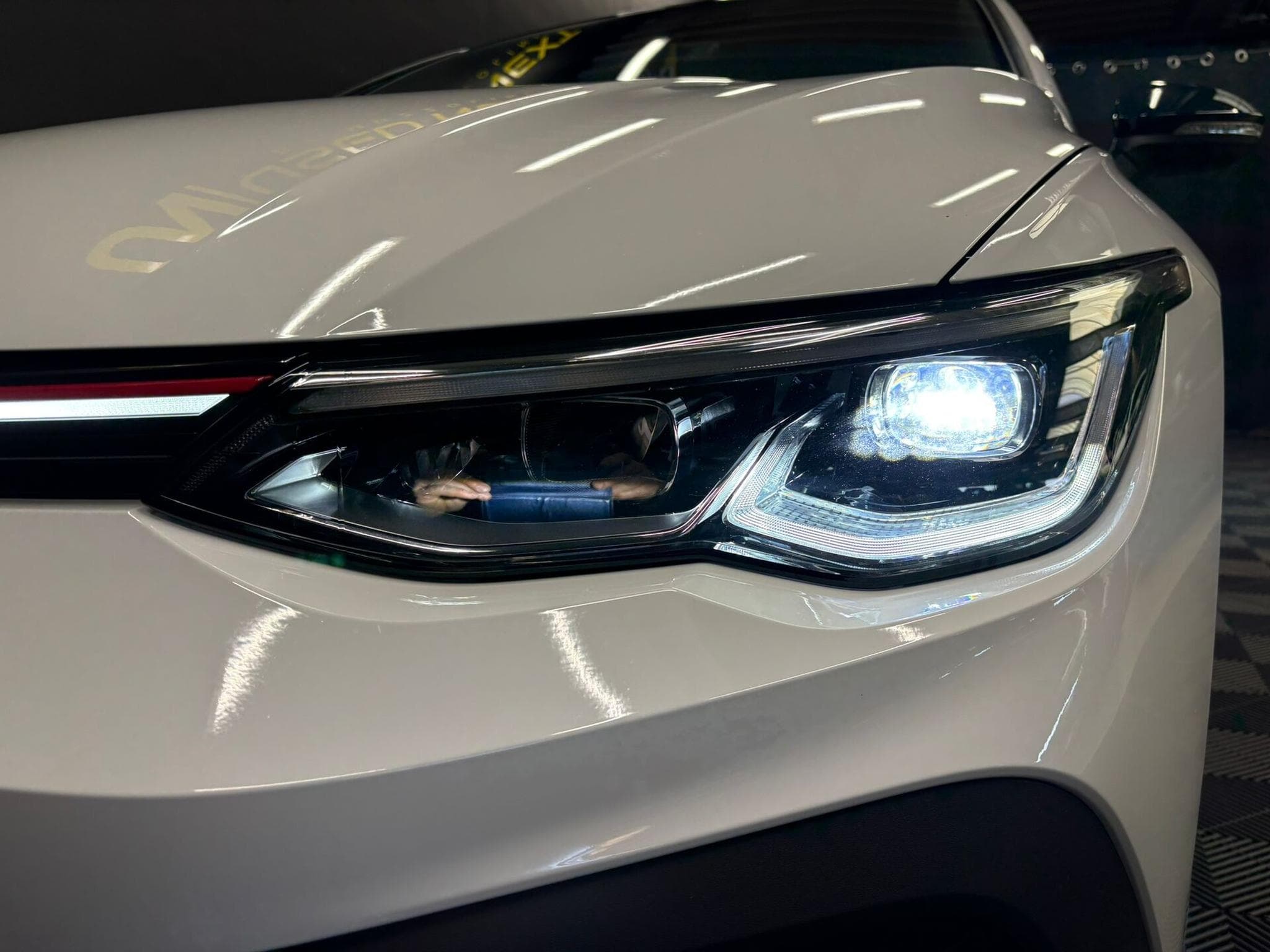 VW Golf GTI Clubsport 2.0 TSI 300cv (2022) - Photo 7