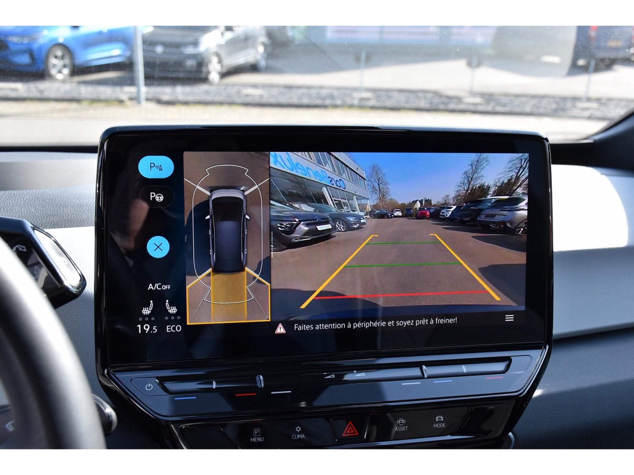 VW ID.3 58 kWh Pro Performance PANO SG SPORT MEMO TRAVEL HUD JA19 (2023) - Photo 18