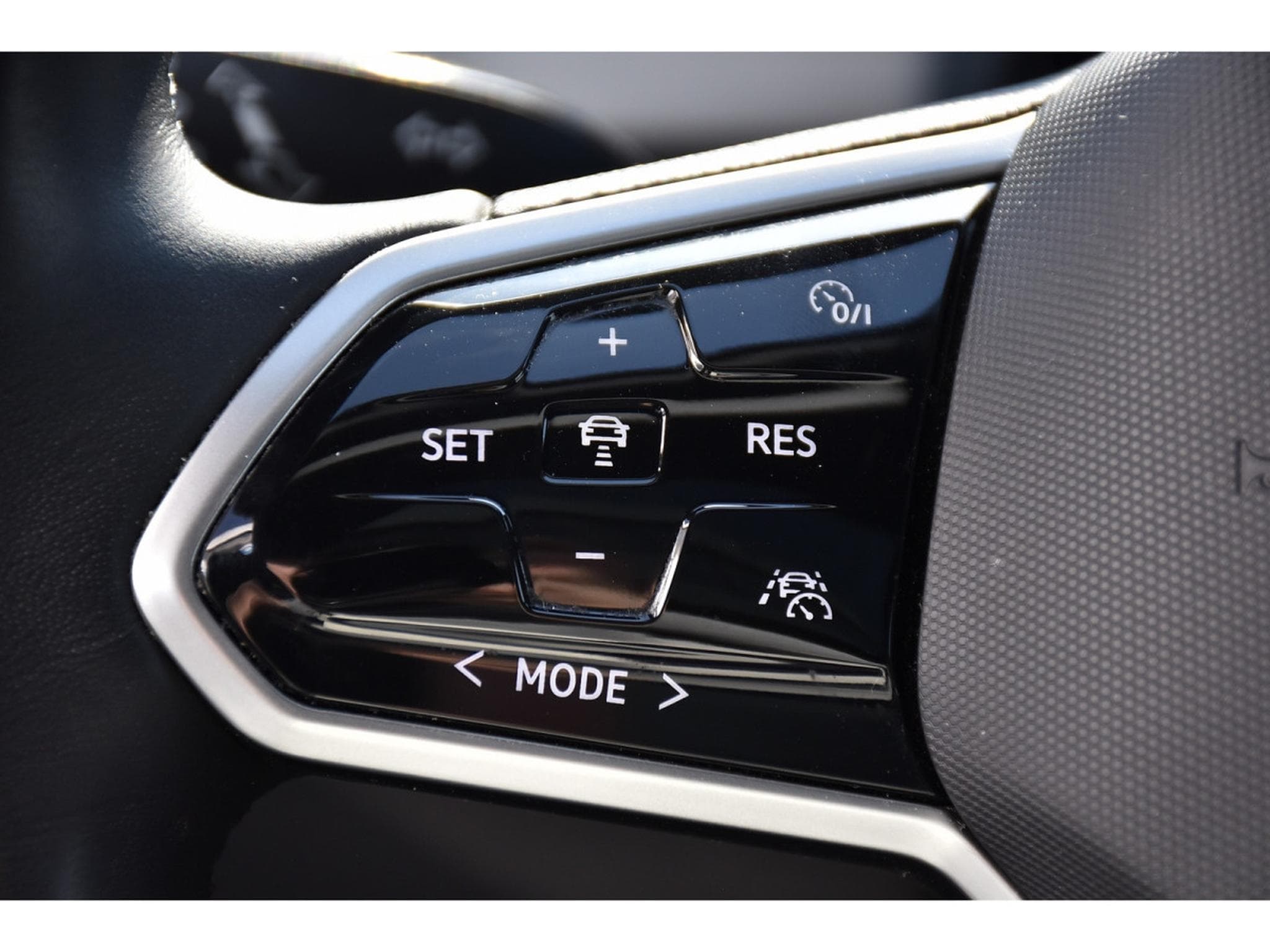 VW ID.3 58 kWh Pro Performance PANO SG SPORT MEMO TRAVEL HUD JA19 (2023) - Photo 21