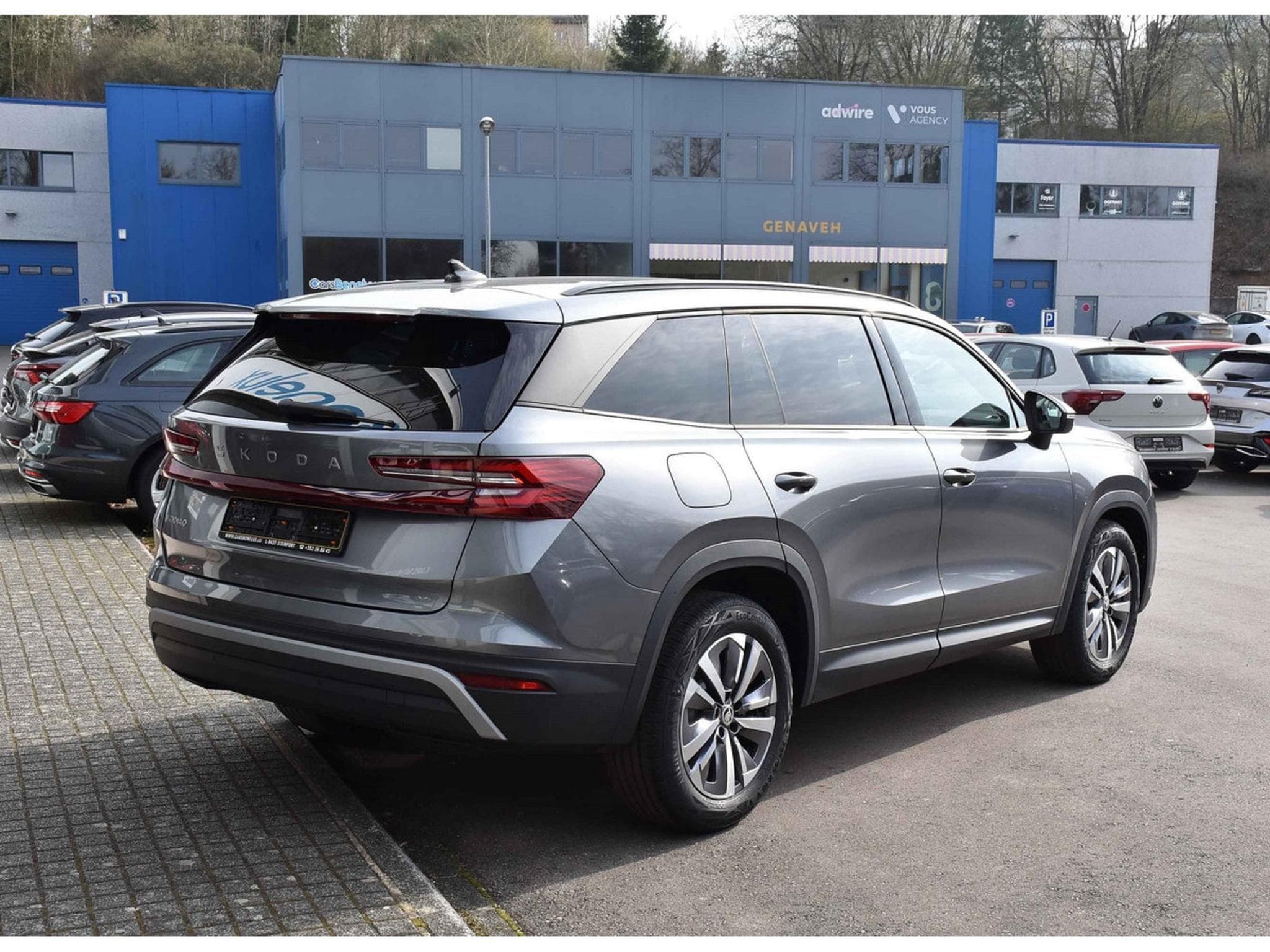 Skoda Kodiaq 2.0 TDI Selection DSG 7 Pl. MEMO ACC LANE SIDE MATRIX NEUF (2025) - Photo 4
