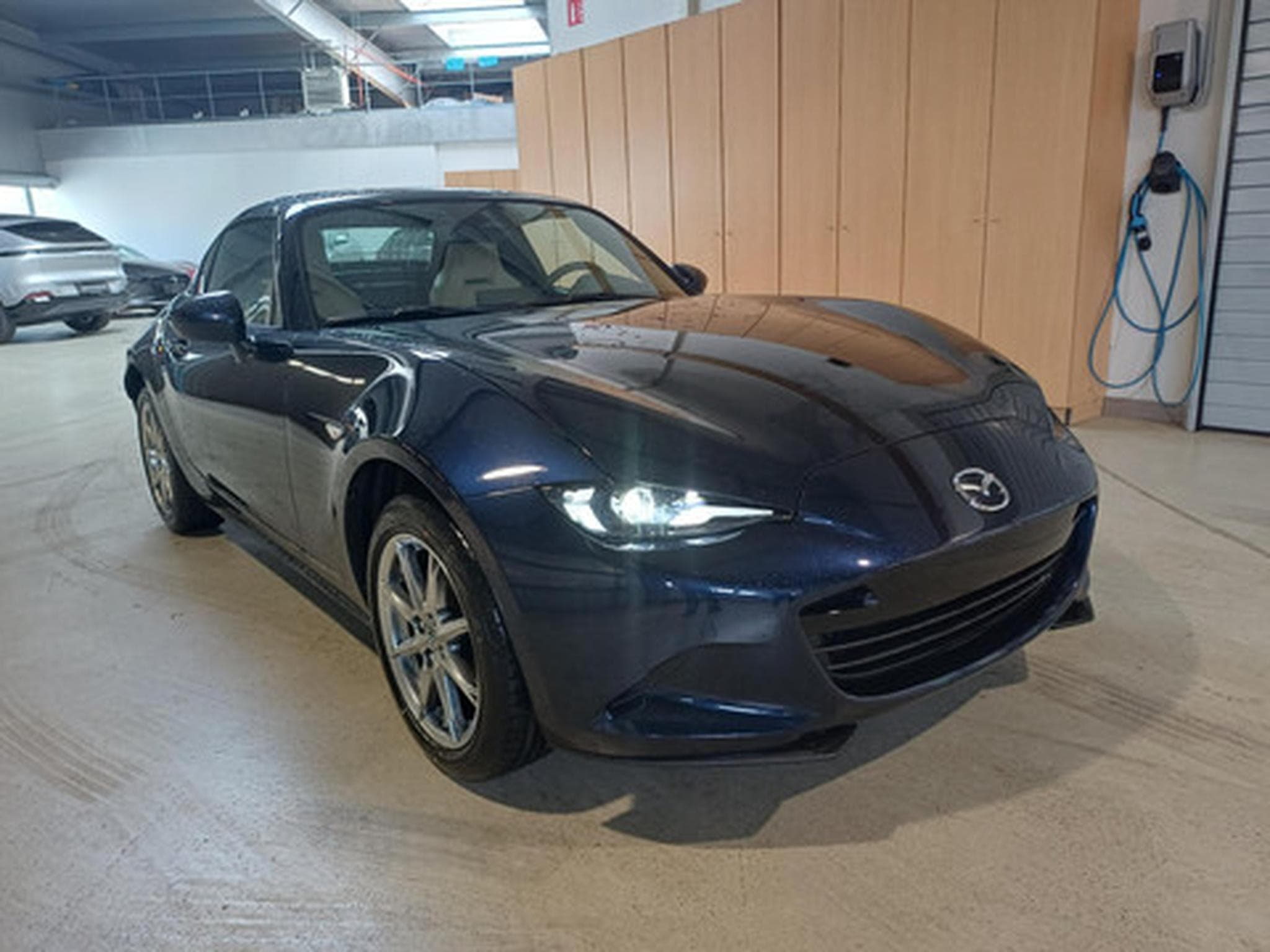 Mazda MX-5 1.5 Skyactiv-G 97kW Kazari Roadster (2026) - Photo 3