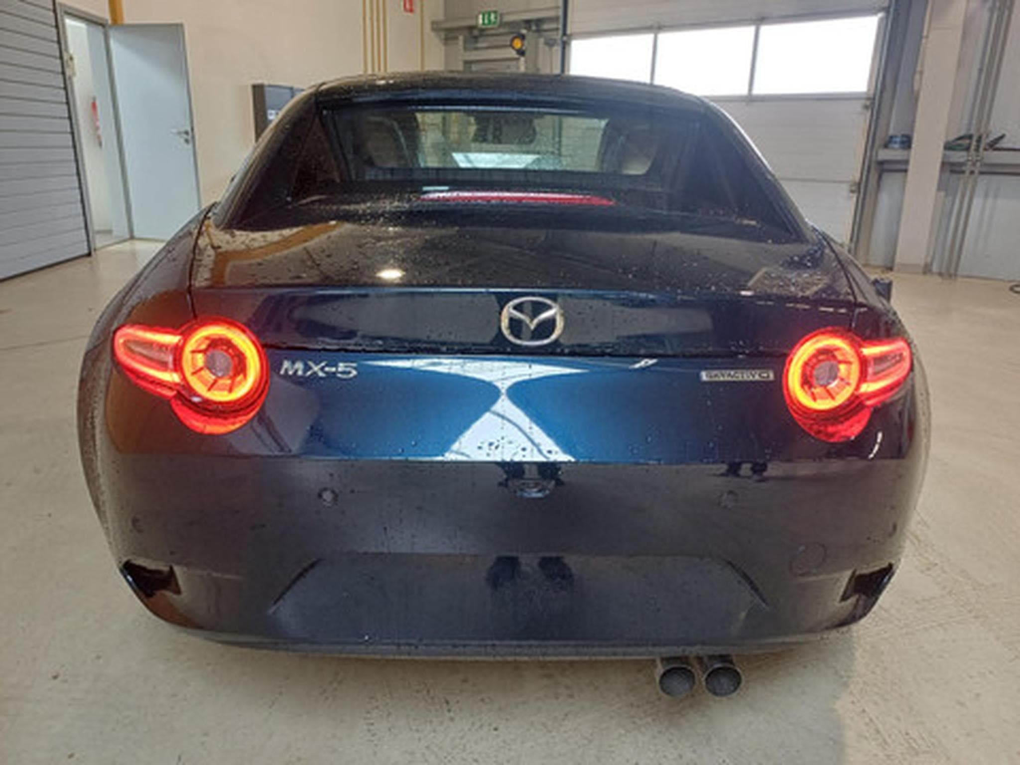 Mazda MX-5 1.5 Skyactiv-G 97kW Kazari Roadster (2026) - Photo 5