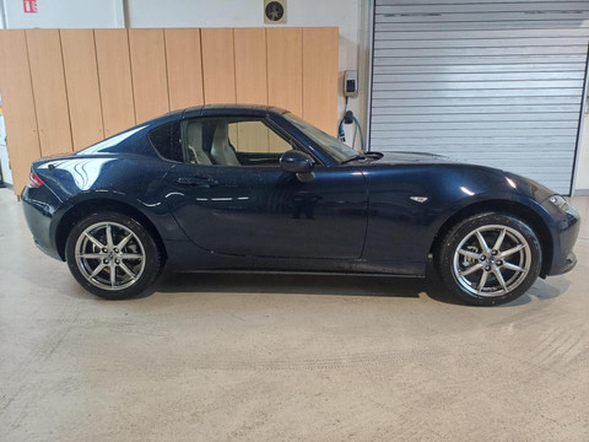 Mazda MX-5 1.5 Skyactiv-G 97kW Kazari Roadster (2026) - Photo 8
