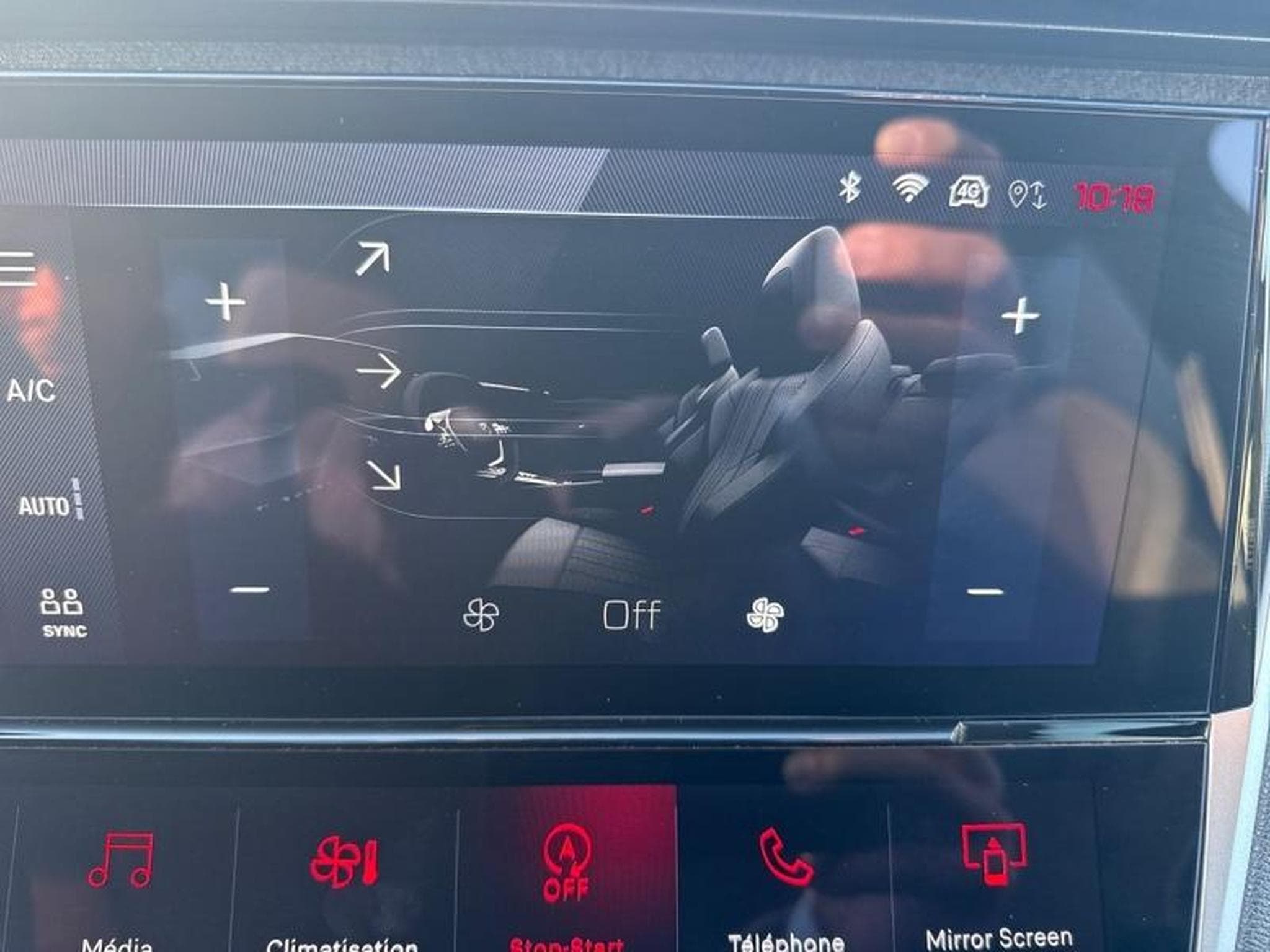 PEUGEOT 308 1.2 PureTech 130ch S&S Allure (2024) - Photo 12