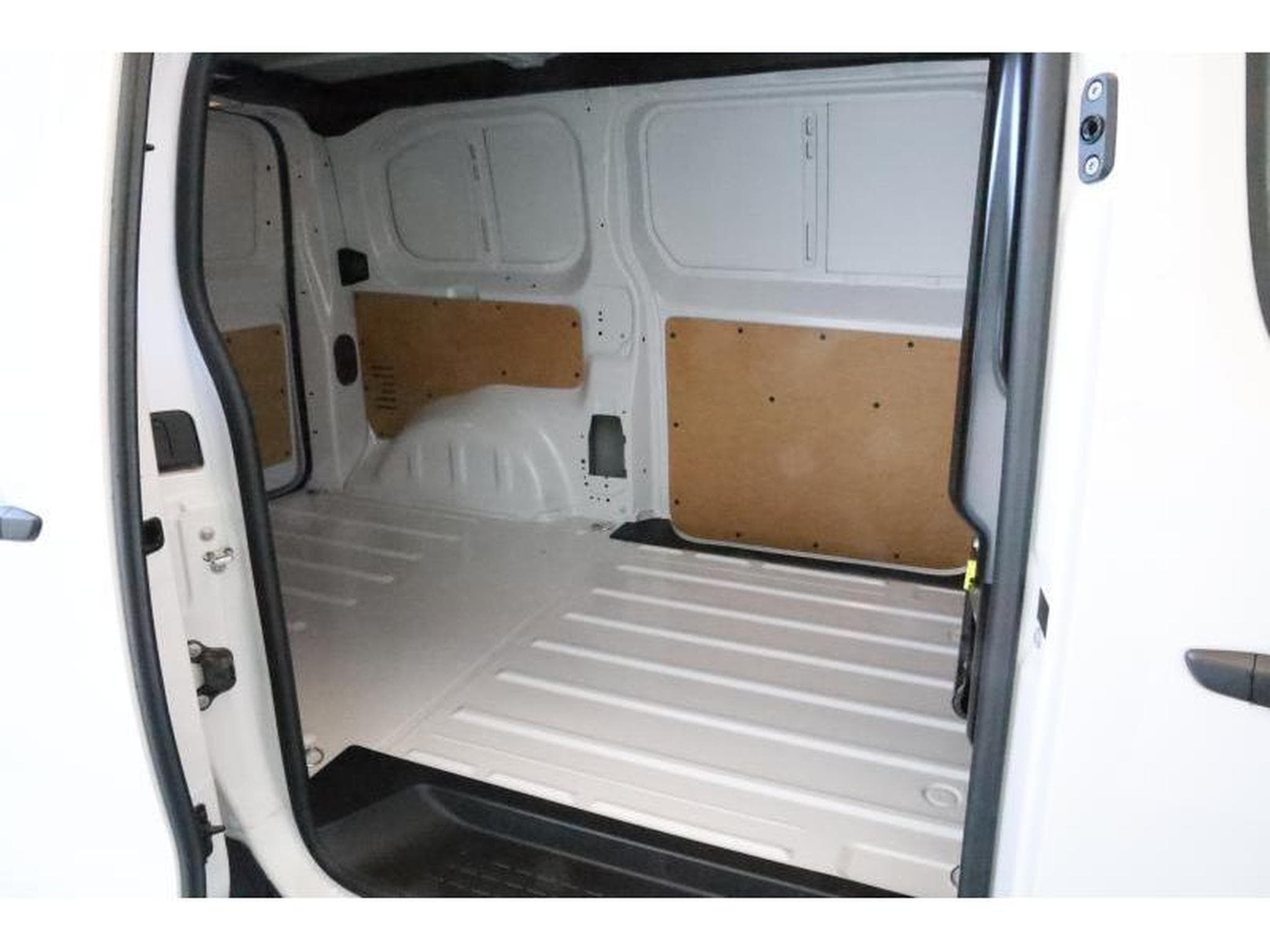 Opel Vivaro C (2025) - Photo 11