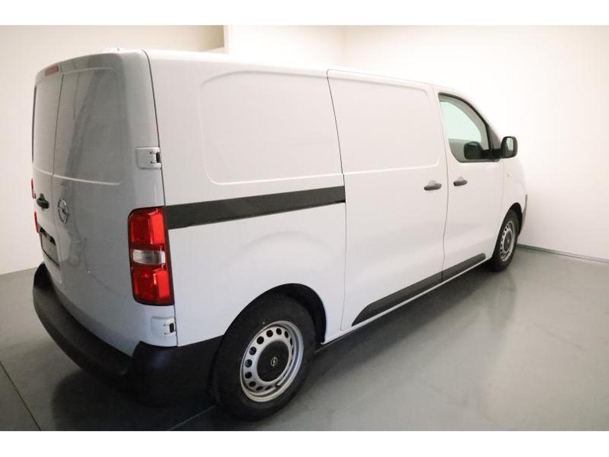 Opel Vivaro C (2025) - Photo 15