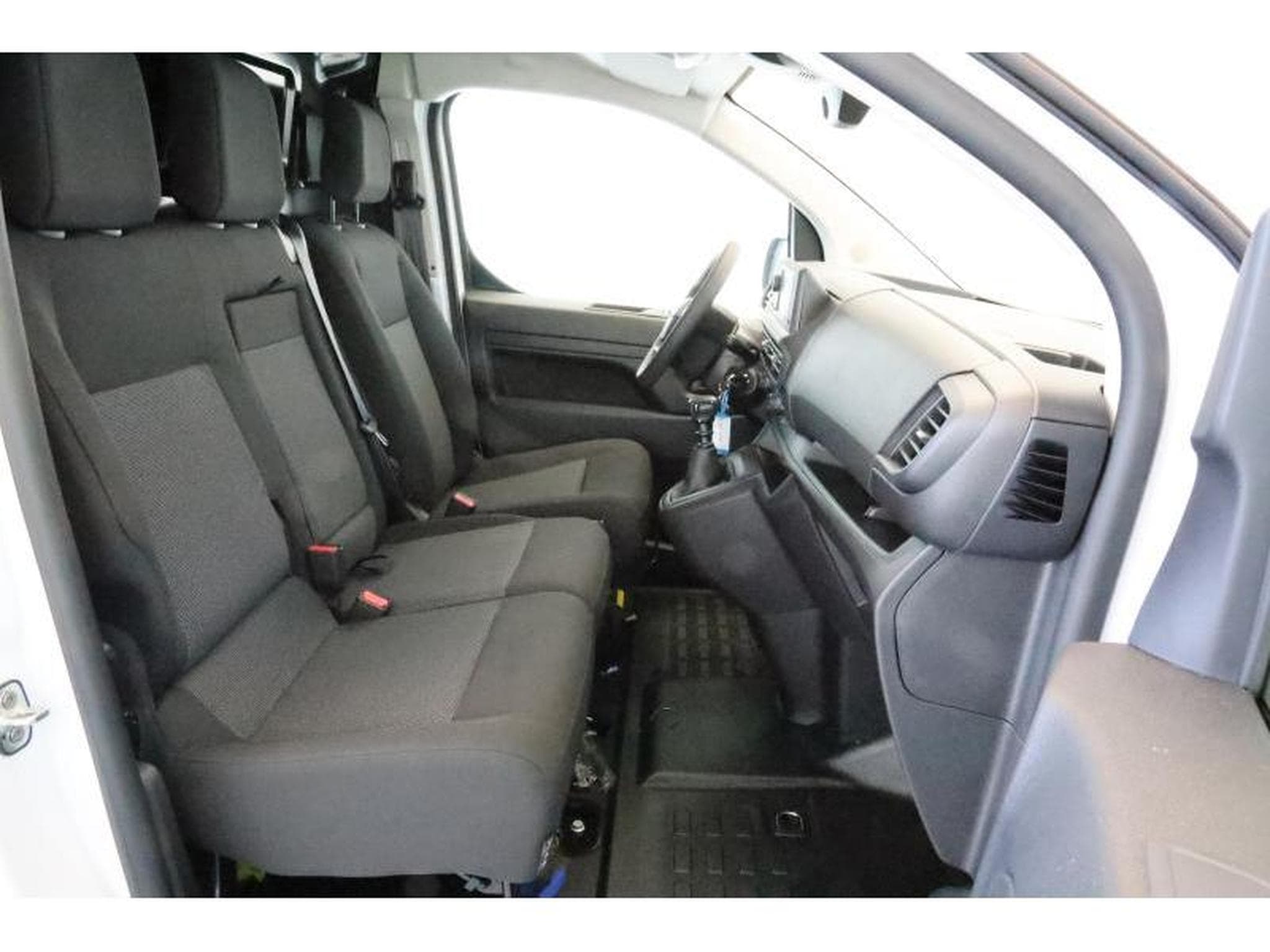 Opel Vivaro C (2025) - Photo 9