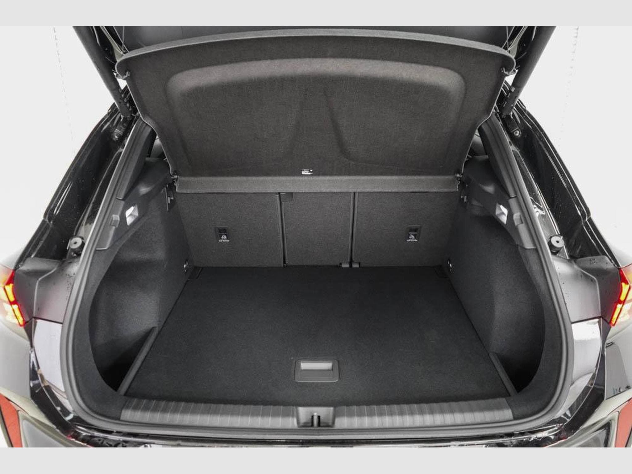 Cupra Terramar 2,0 TSI DSG (2025) - Photo 19