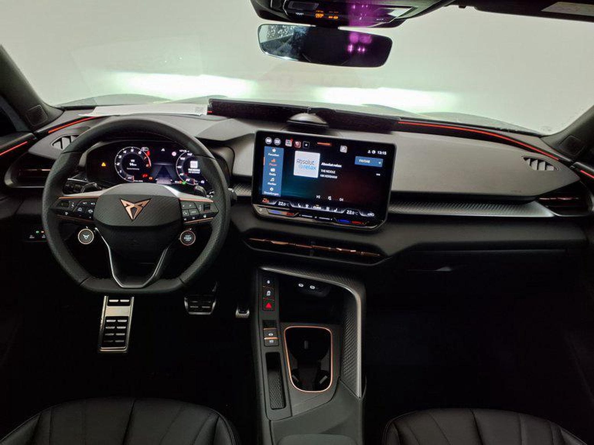 Cupra Terramar America`s CUP Limited Edition 2.0 TSI 195 kW (265 PS) 7-Gang (2025) - Photo 11