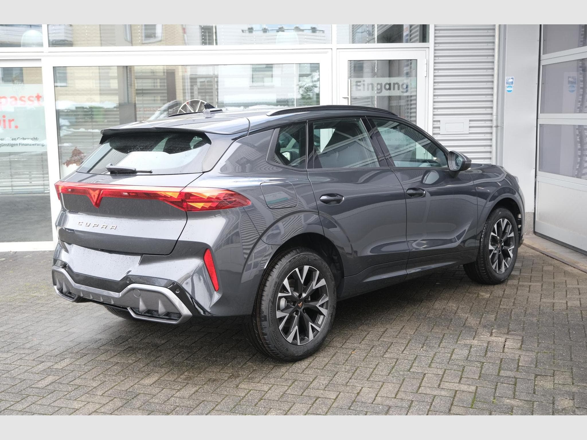 Cupra Terramar 1.5 eTSI DSG (2025) - Photo 18