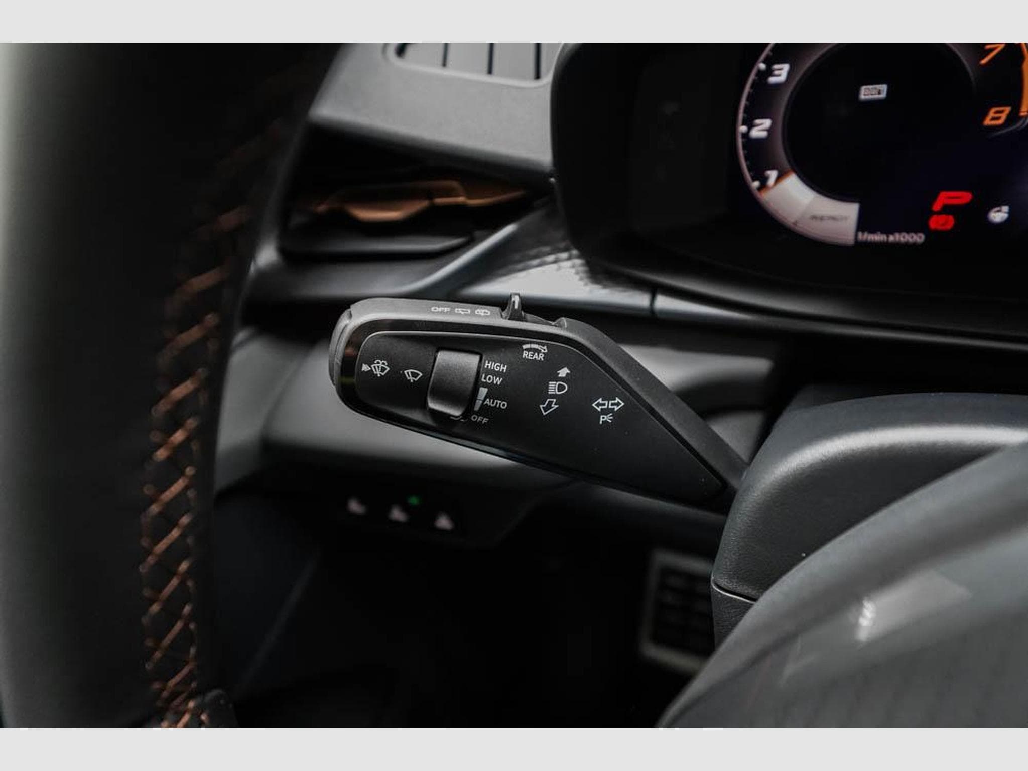 Cupra Terramar 2,0 TSI DSG (2025) - Photo 9