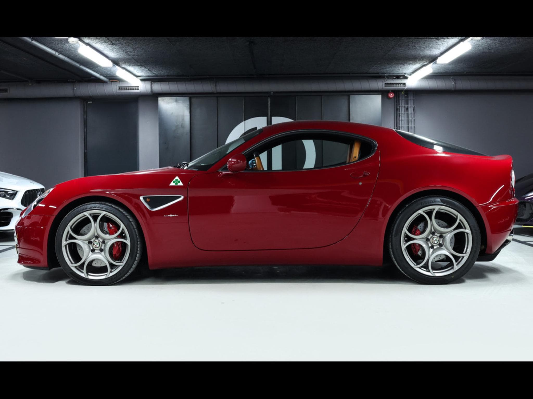 Alfa-Romeo 8C COMPETIZIONE 4.7 V8 (450 CH) – 351/500 – ROSSO ALFA – FULL X (2009) - Photo 2