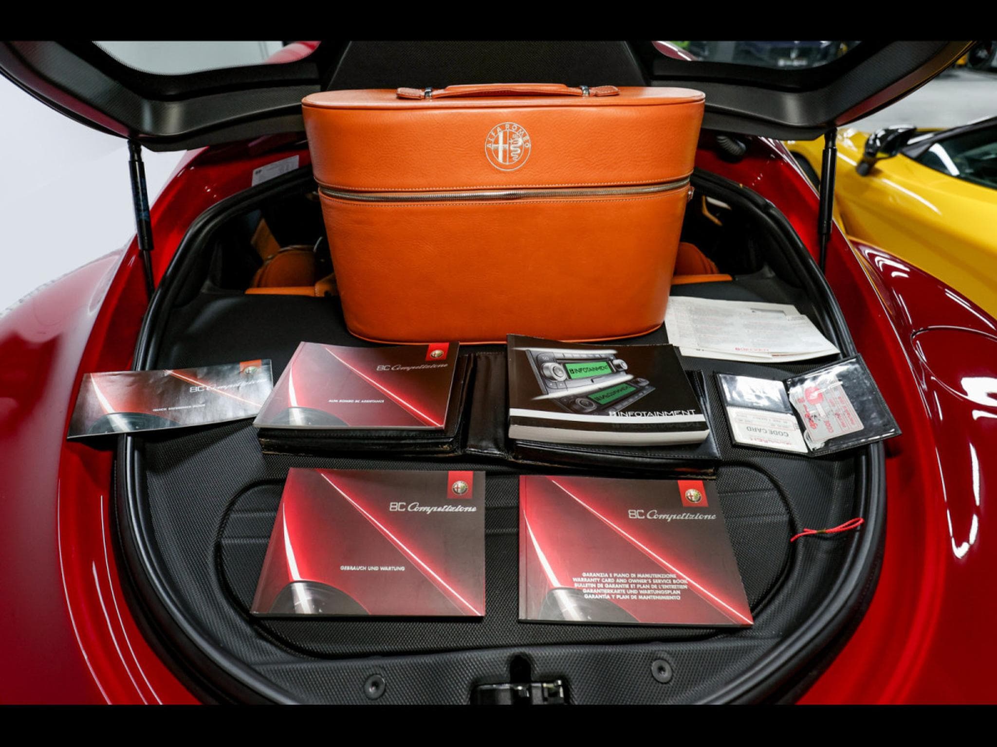 Alfa-Romeo 8C COMPETIZIONE 4.7 V8 (450 CH) – 351/500 – ROSSO ALFA – FULL X (2009) - Photo 24