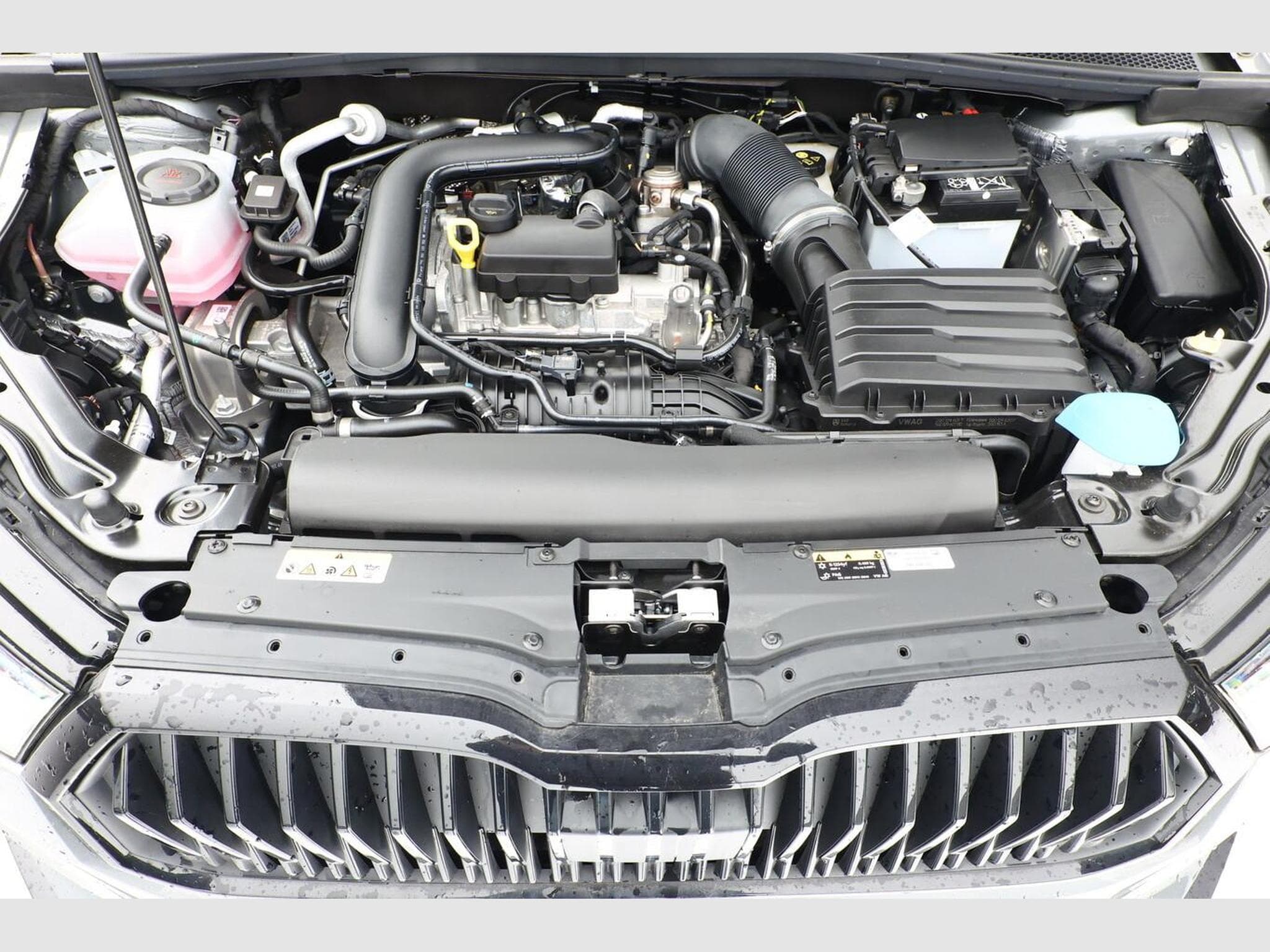 Skoda Fabia Monte Carlo (2024) - Photo 12