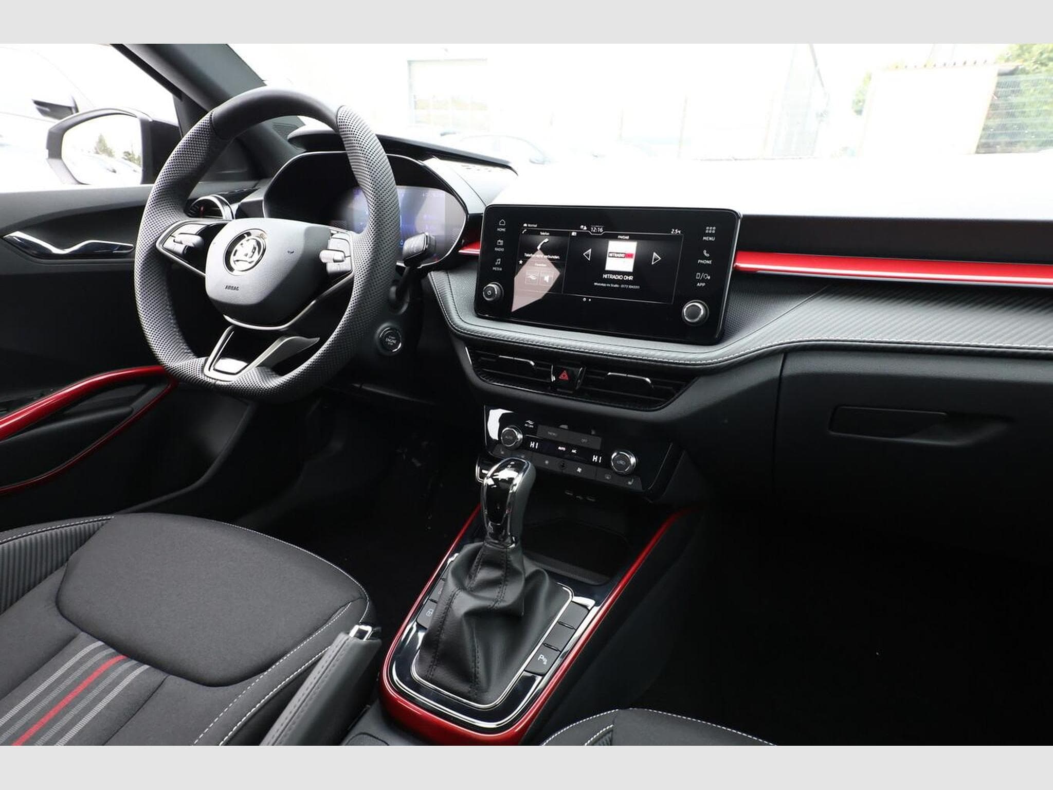 Skoda Fabia Monte Carlo (2024) - Photo 9