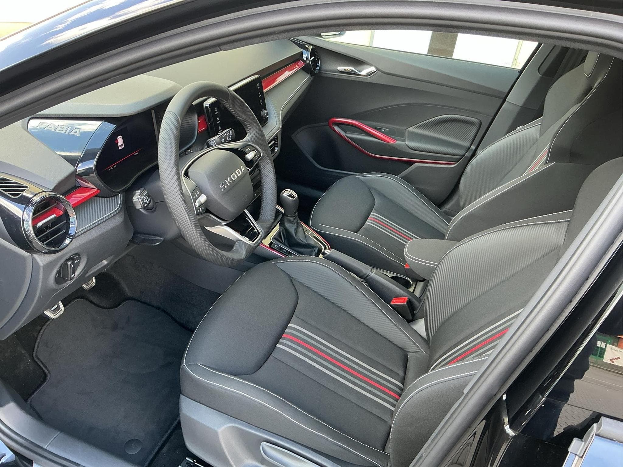 Skoda Fabia Monte Carlo (2026) - Photo 10