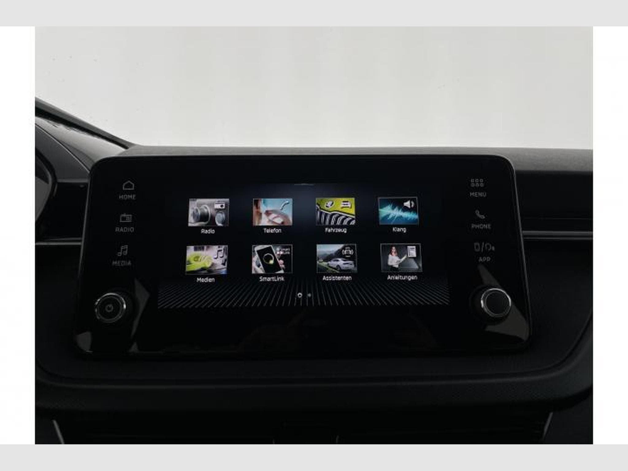 Skoda Fabia Essence (2026) - Photo 17