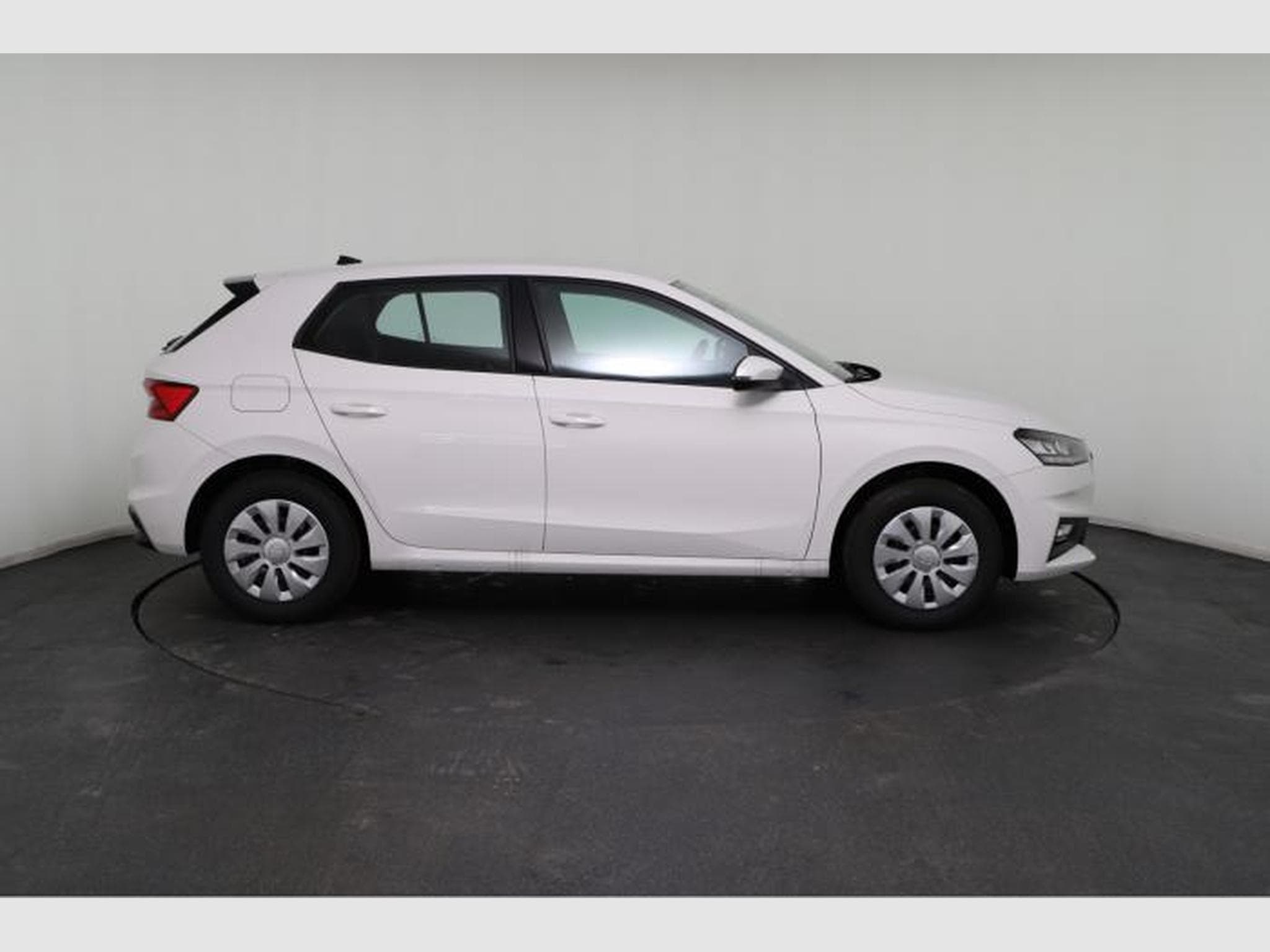 Skoda Fabia Essence (2026) - Photo 9