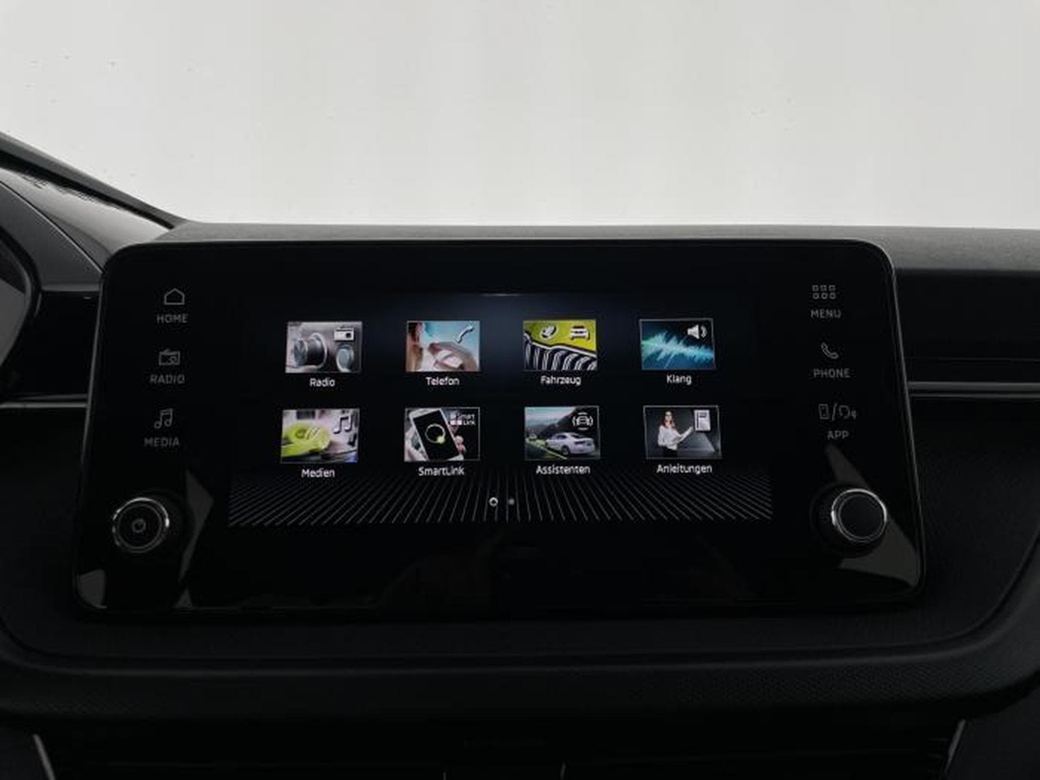 Skoda Fabia Essence (2026) - Photo 17