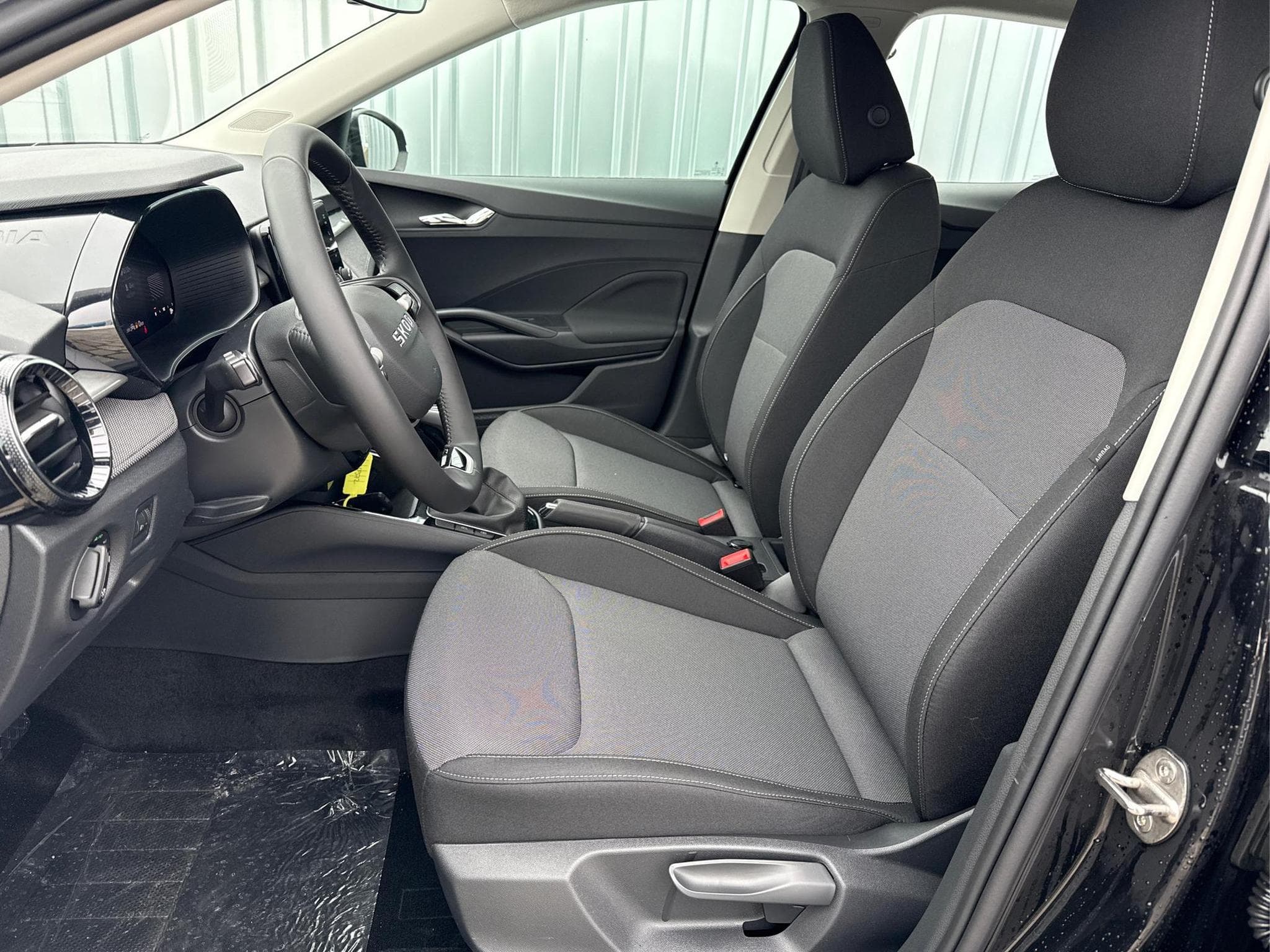 Skoda Fabia Selection 1.0 TSI (2026) - Foto 6