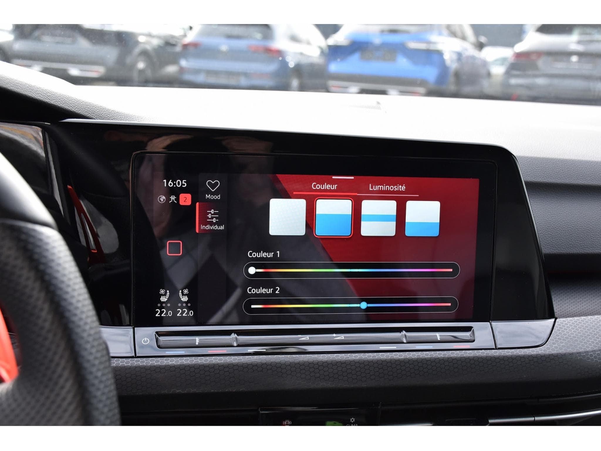 VW Golf GTI 2.0 TSI DSG CUIR MEMO HARMAN ACC TRAVEL GPS (2021) - Foto 17