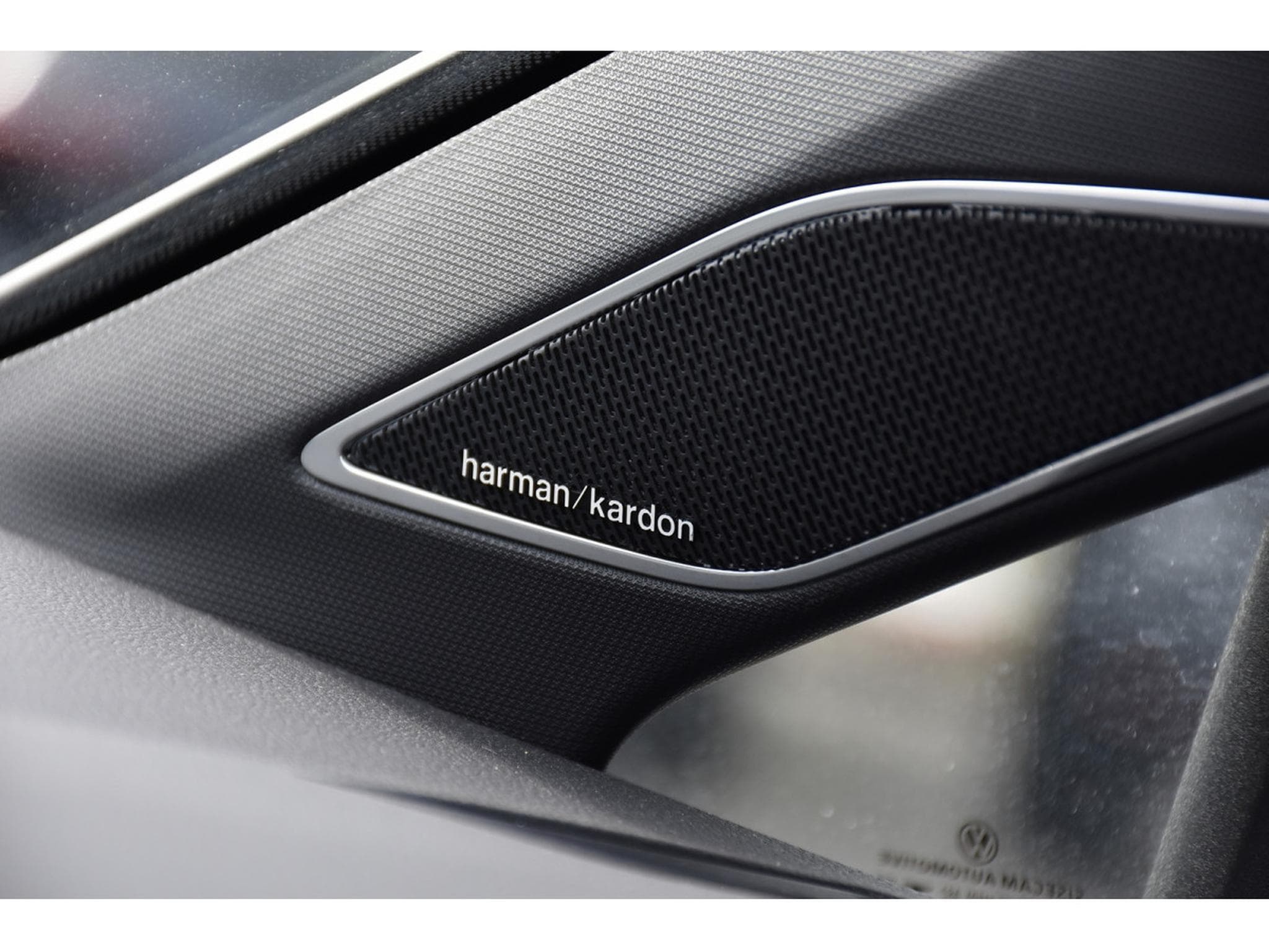 VW Golf GTI 2.0 TSI DSG CUIR MEMO HARMAN ACC TRAVEL GPS (2021) - Foto 19