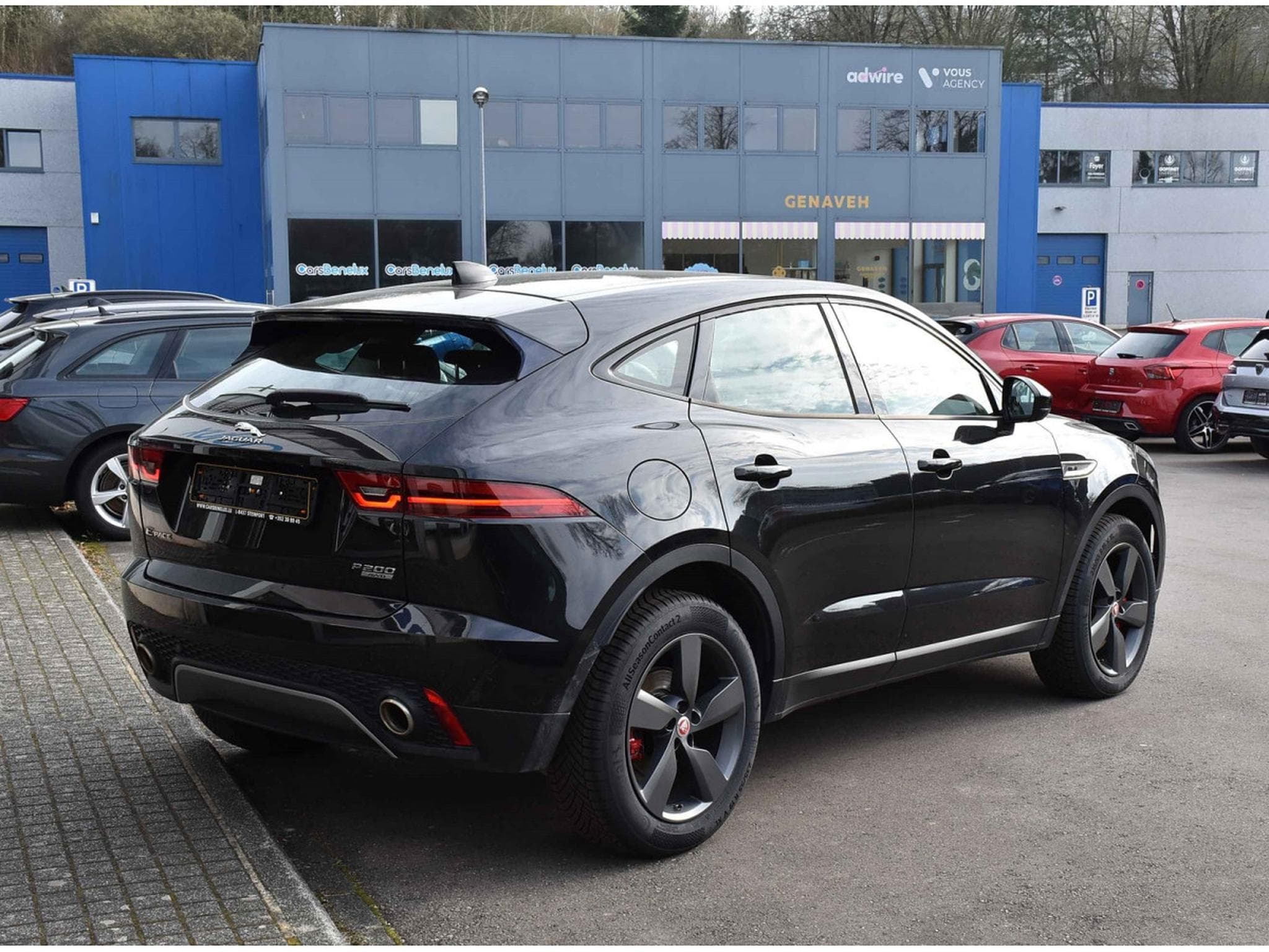 Jaguar E-Pace P200 AWD Aut. S CUIR MERIDIAN LANE GPS CAM JA19 1° MAIN (2020) - Foto 4