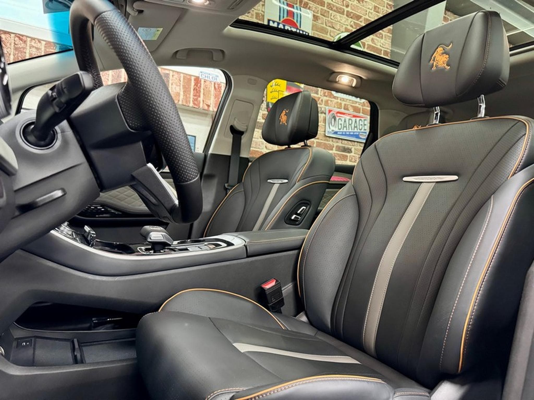 Forthing U-Tour U-Tour 1.5 177cv Auto AttRem/ToitO+P/SiègCh+V (2025) - Photo 5