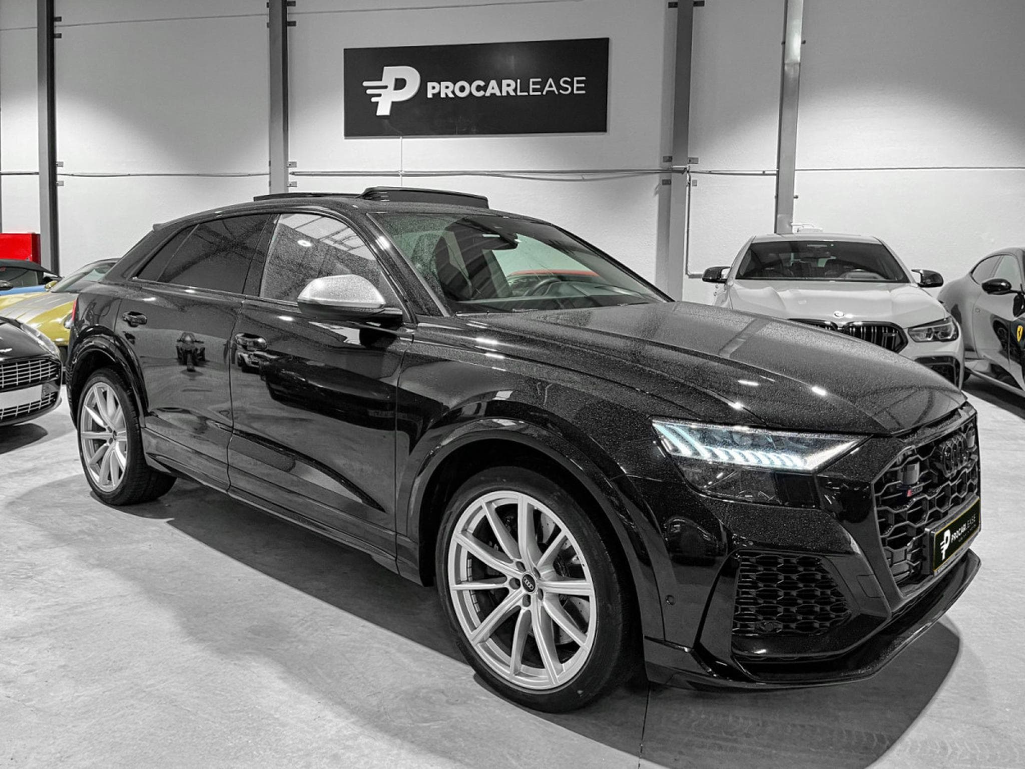 Audi RSQ8 4.0 TFSI/PANO/23//HUD/Matrix/Bang & Olufsen  *VOLL** (2023) - Photo 6
