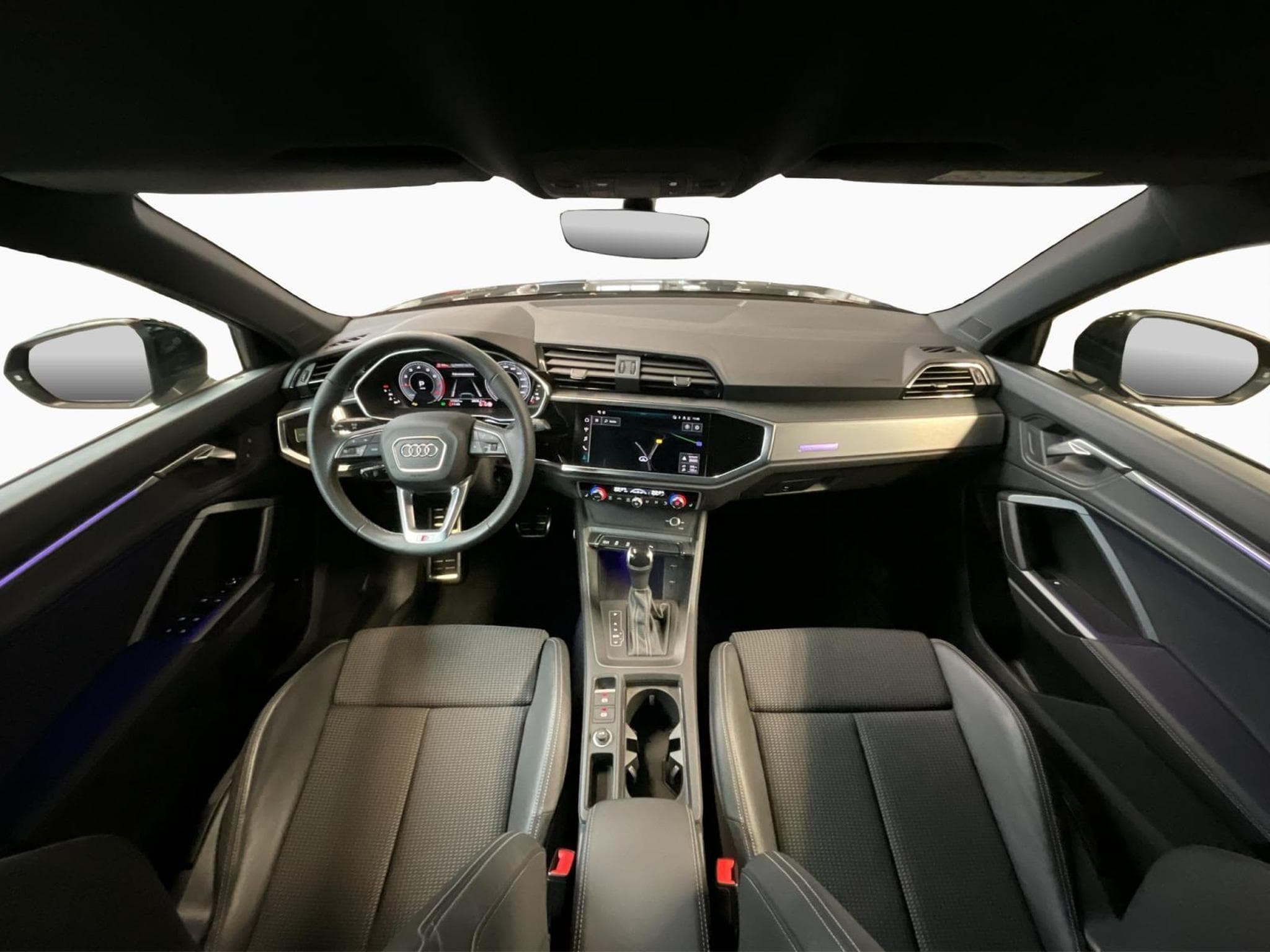 Audi Q3 SB+S-line+S-Tronic+35TFSI+LED (2025) - Photo 2