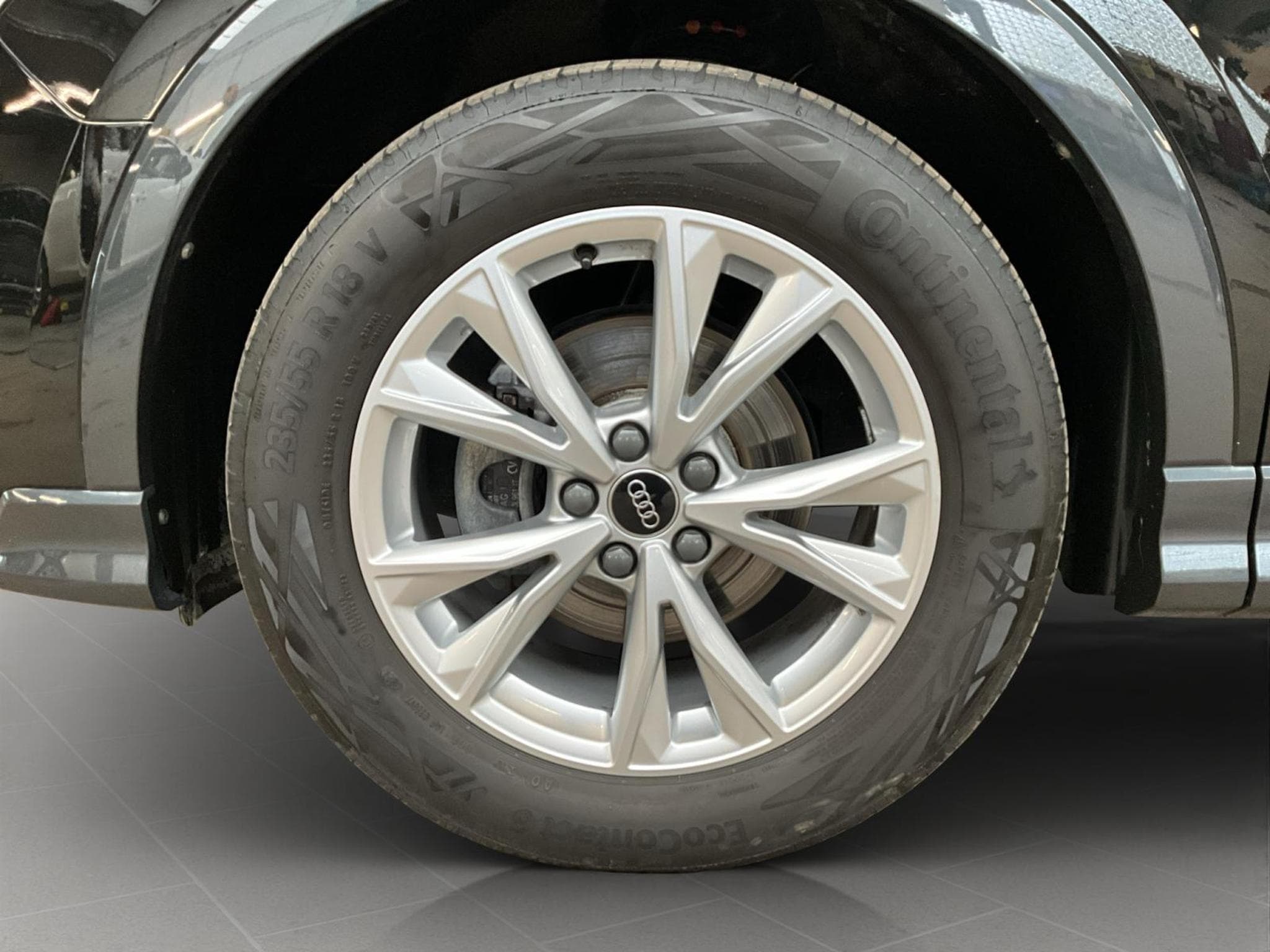 Audi Q3 SB+S-line+S-Tronic+35TFSI+LED (2025) - Photo 8