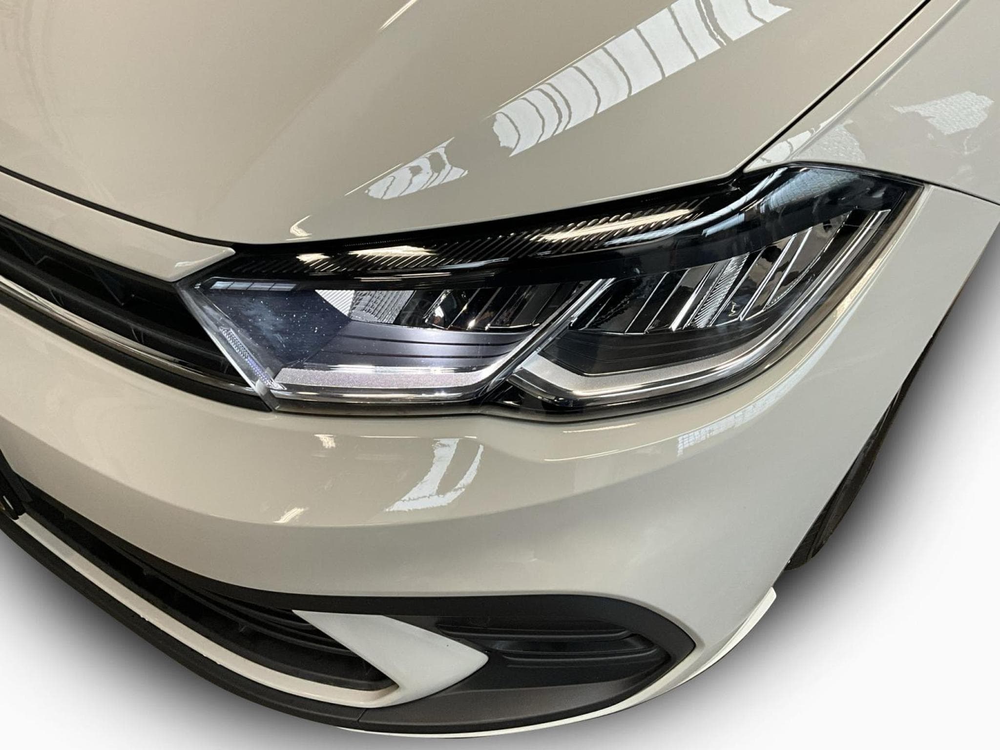 VW Polo Life+DSG+LED+PDK+DIGI+ (2023) - Photo 17