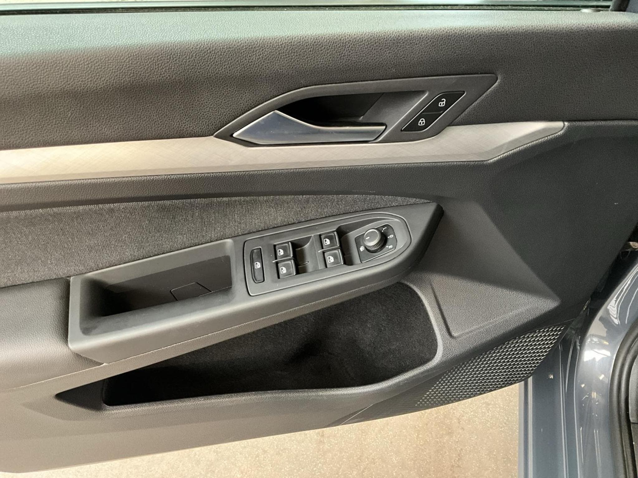 VW Golf Life+DSG+LM17+LED (2024) - Photo 14