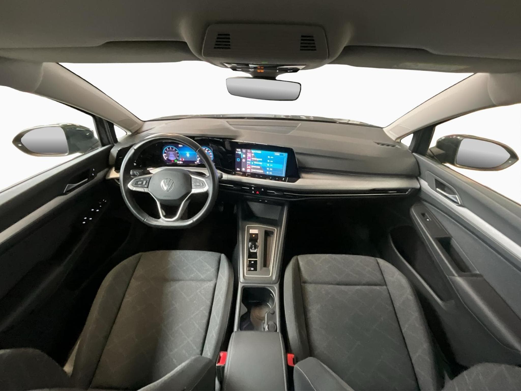 VW Golf Life+DSG+LM17+LED (2024) - Photo 2