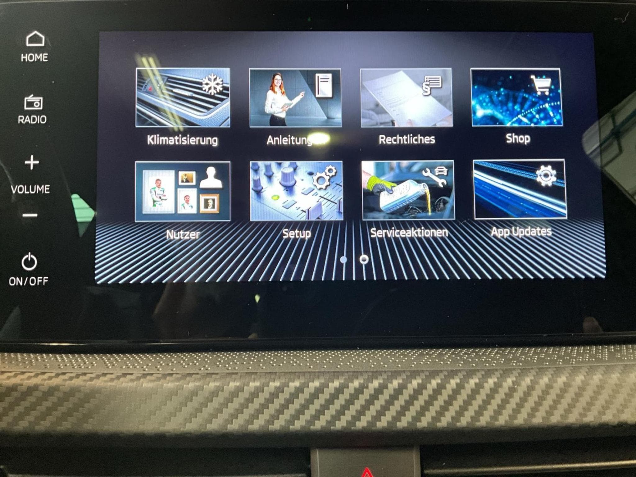 Skoda Kamiq Monte-Carlo+BVM+Pano+LED (2025) - Photo 16