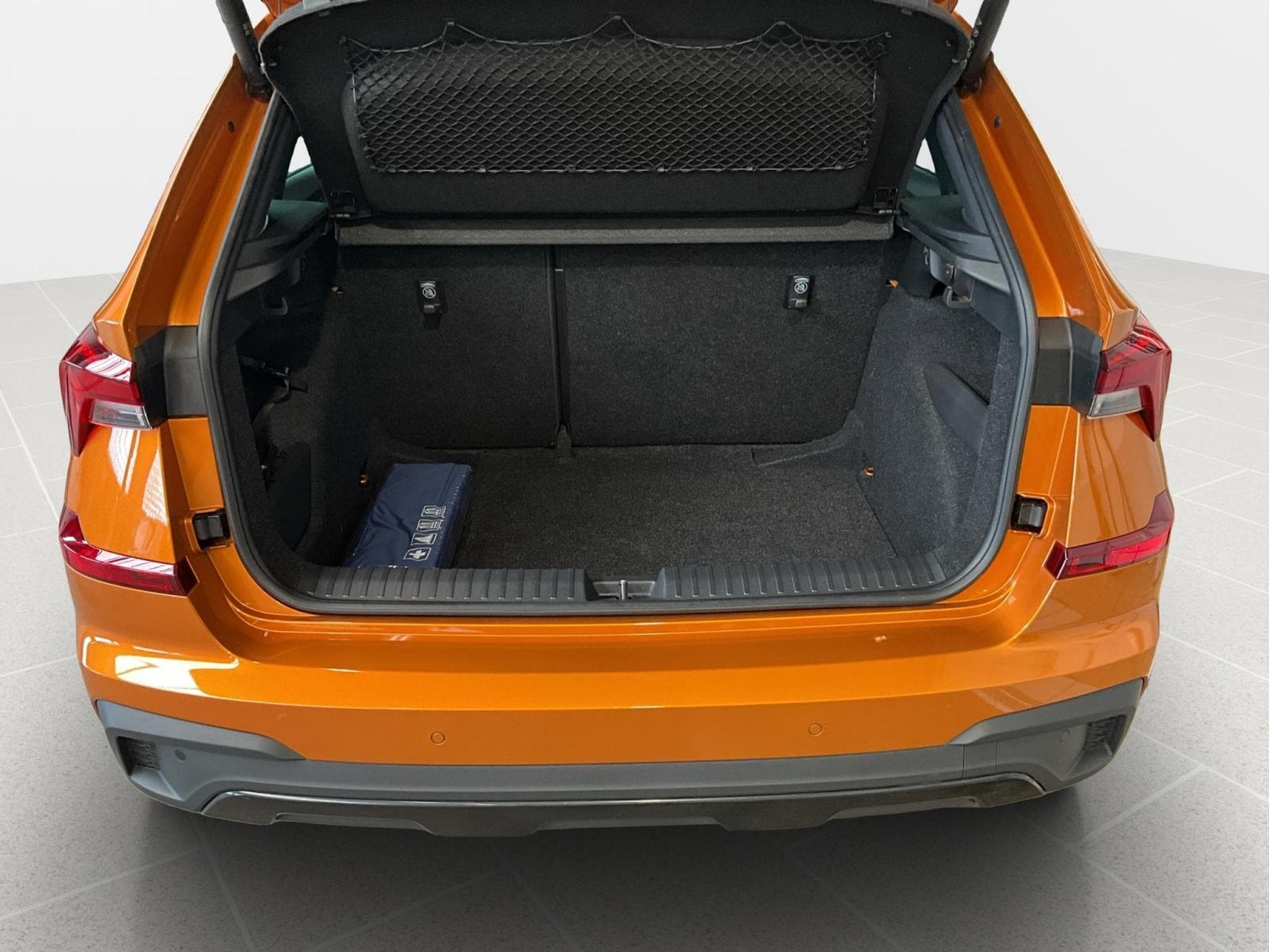 Skoda Kamiq Monte-Carlo+BVM+Pano+LED (2025) - Photo 19