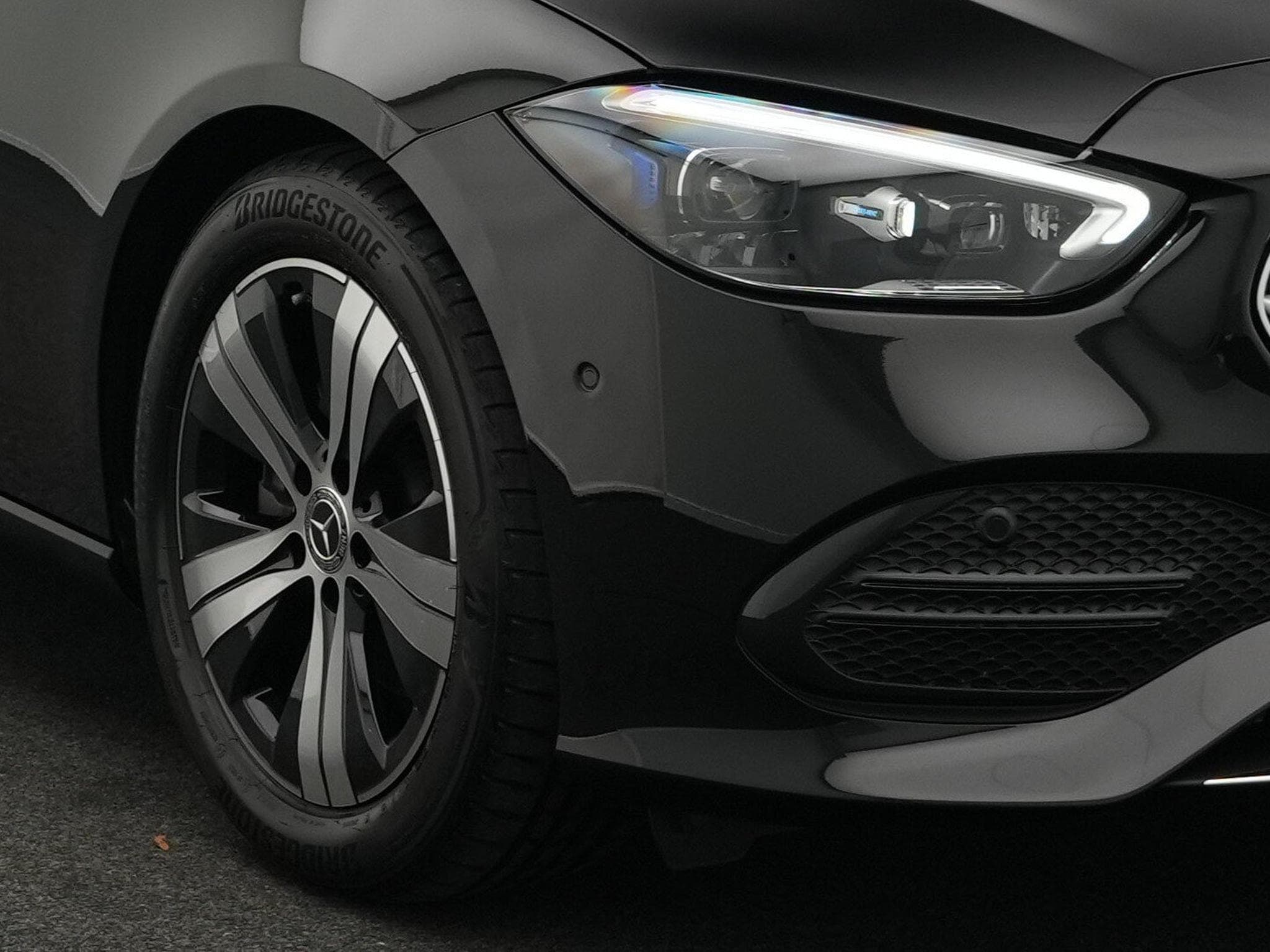 Mercedes C 180 T Avantgarde LED+Kamera+EasyPack+Totw (2024) - Photo 9