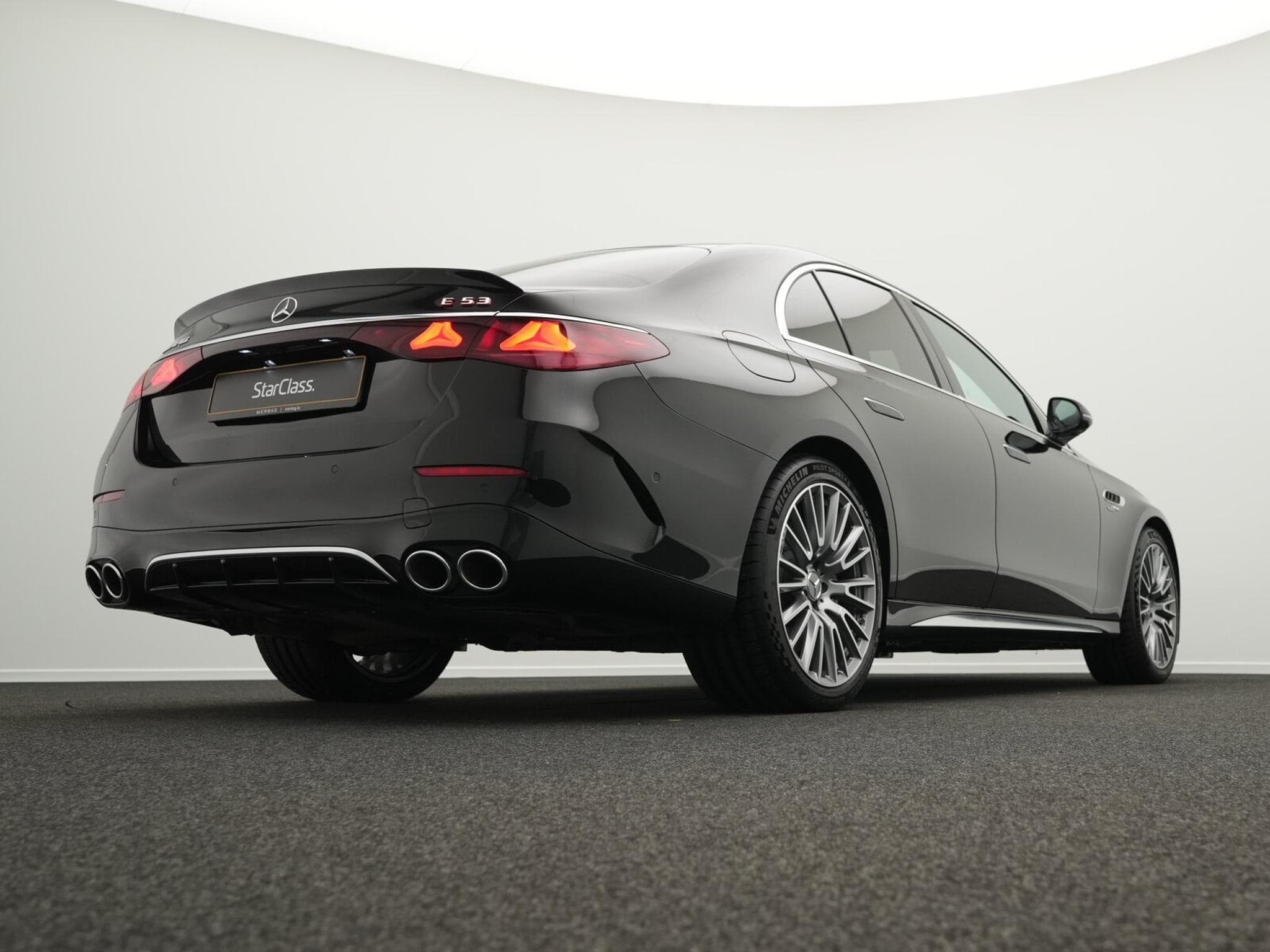 Mercedes E 53 AMG 4MATIC Digital+Pano+360°+Burm (2024) - Photo 11