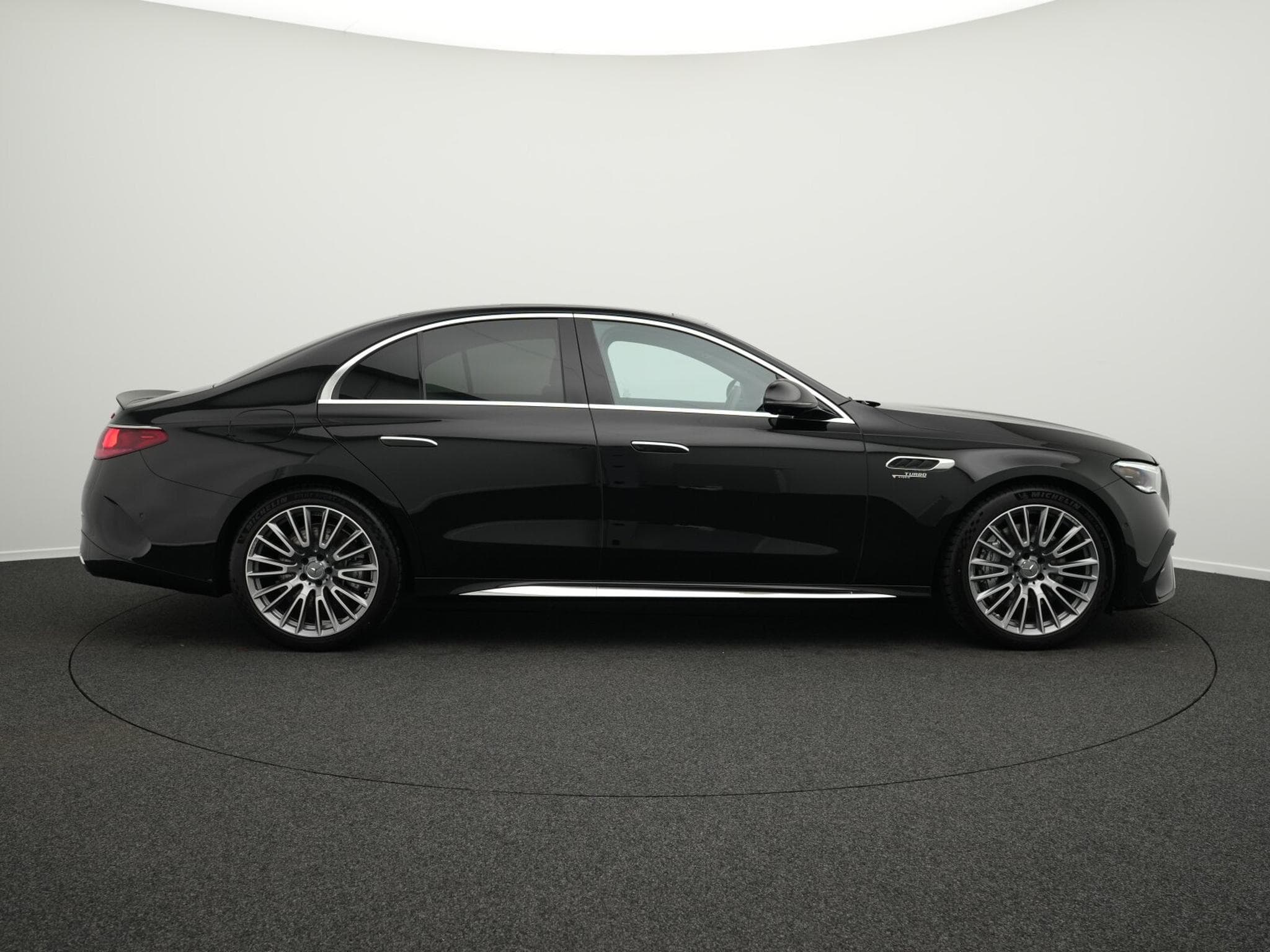 Mercedes E 53 AMG 4MATIC Digital+Pano+360°+Burm (2024) - Photo 5