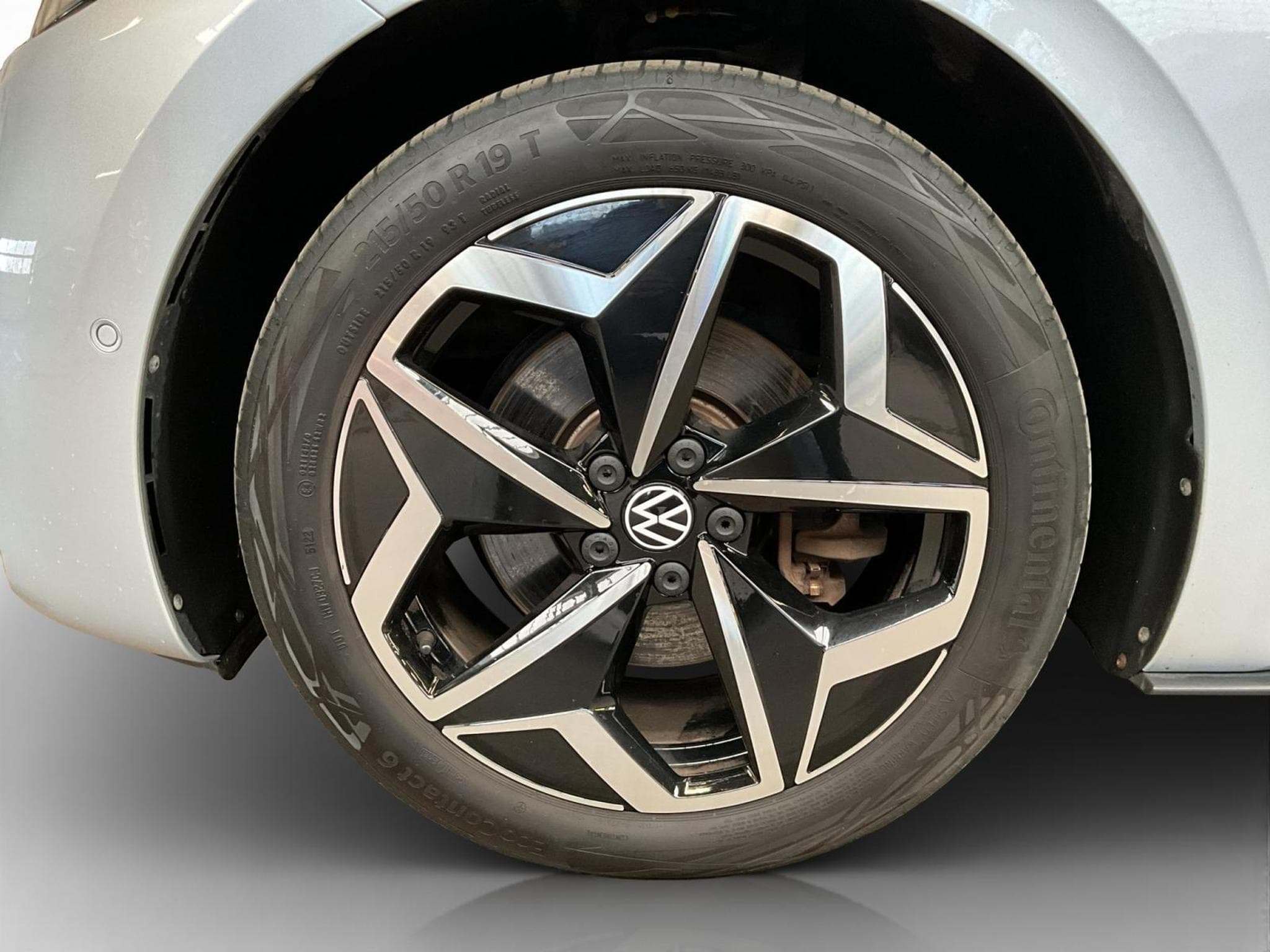 VW ID.3 Perf.-Upg.+P.Conf.+LM19+P.Ass. (2023) - Photo 8