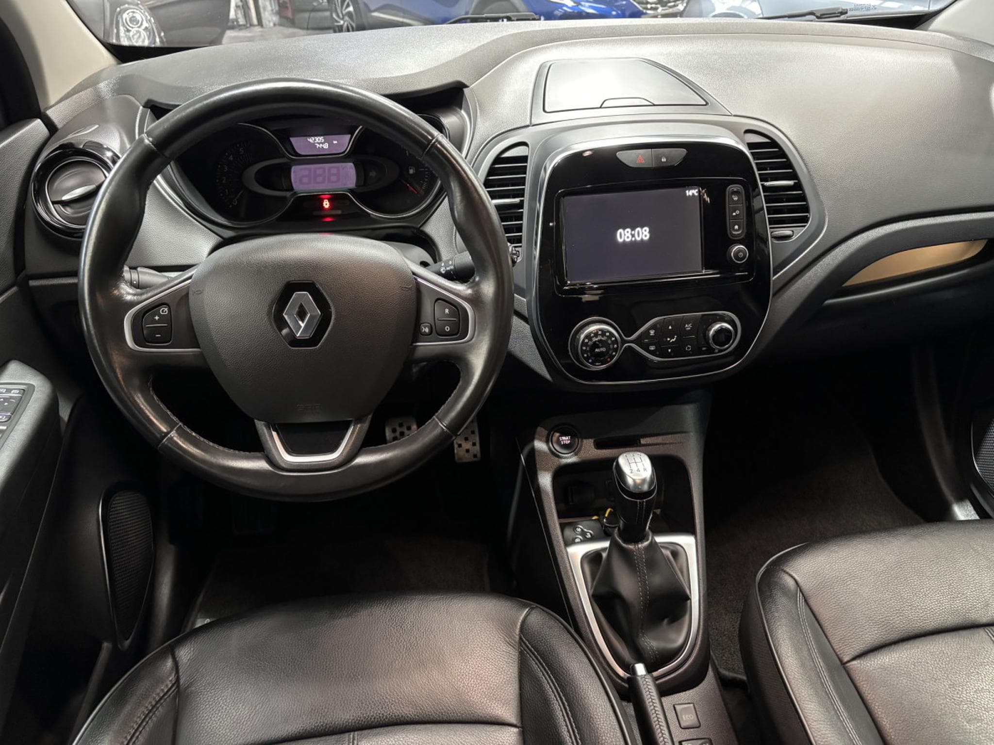 Renault Captur 0.9 TCe 90ch INTENS (2019) - Photo 10