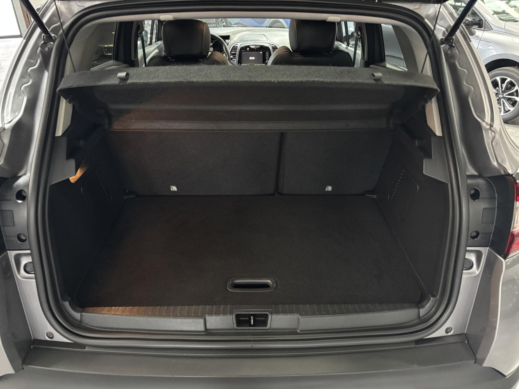 Renault Captur 0.9 TCe 90ch INTENS (2019) - Photo 13