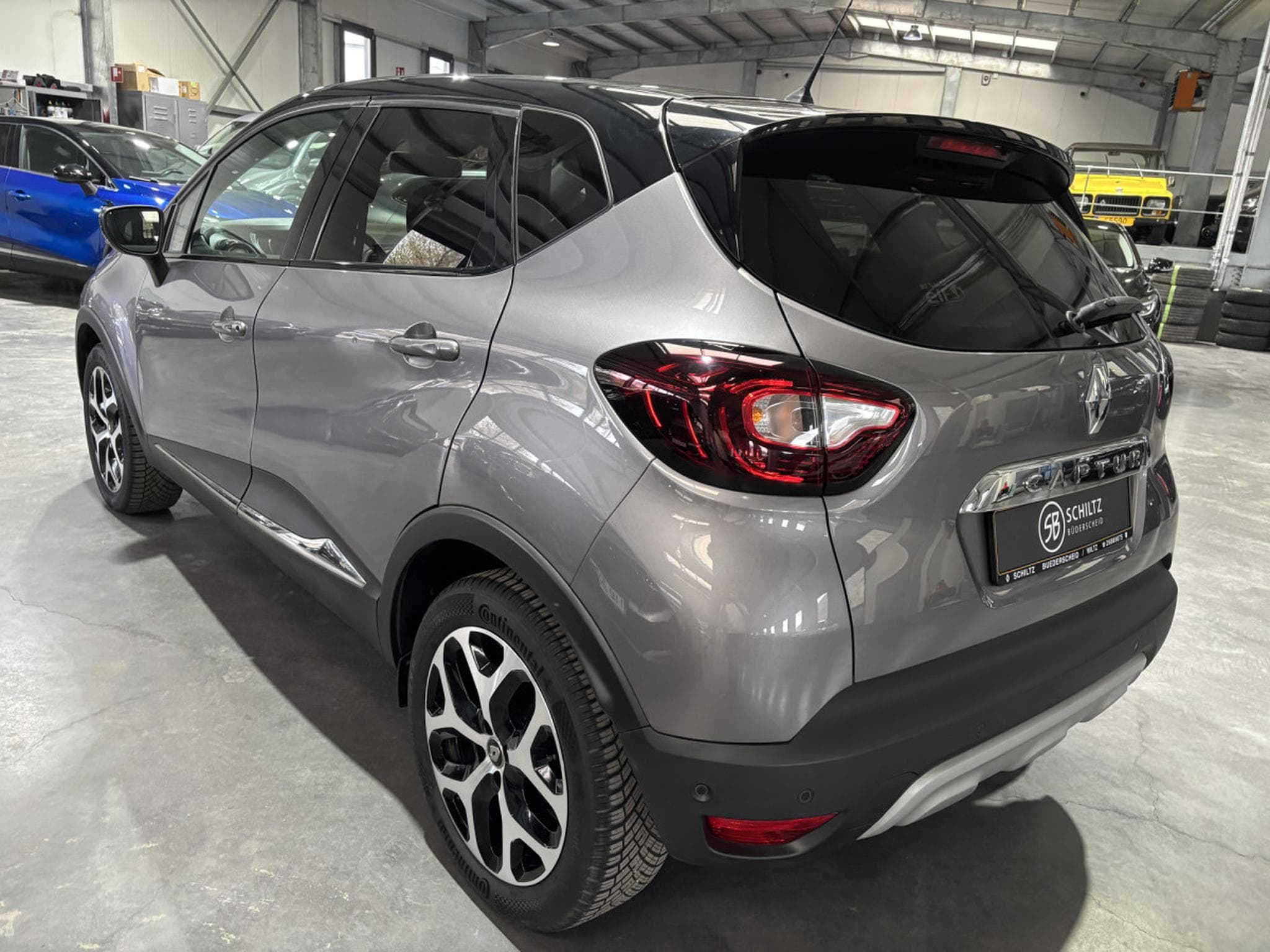 Renault Captur 0.9 TCe 90ch INTENS (2019) - Photo 5