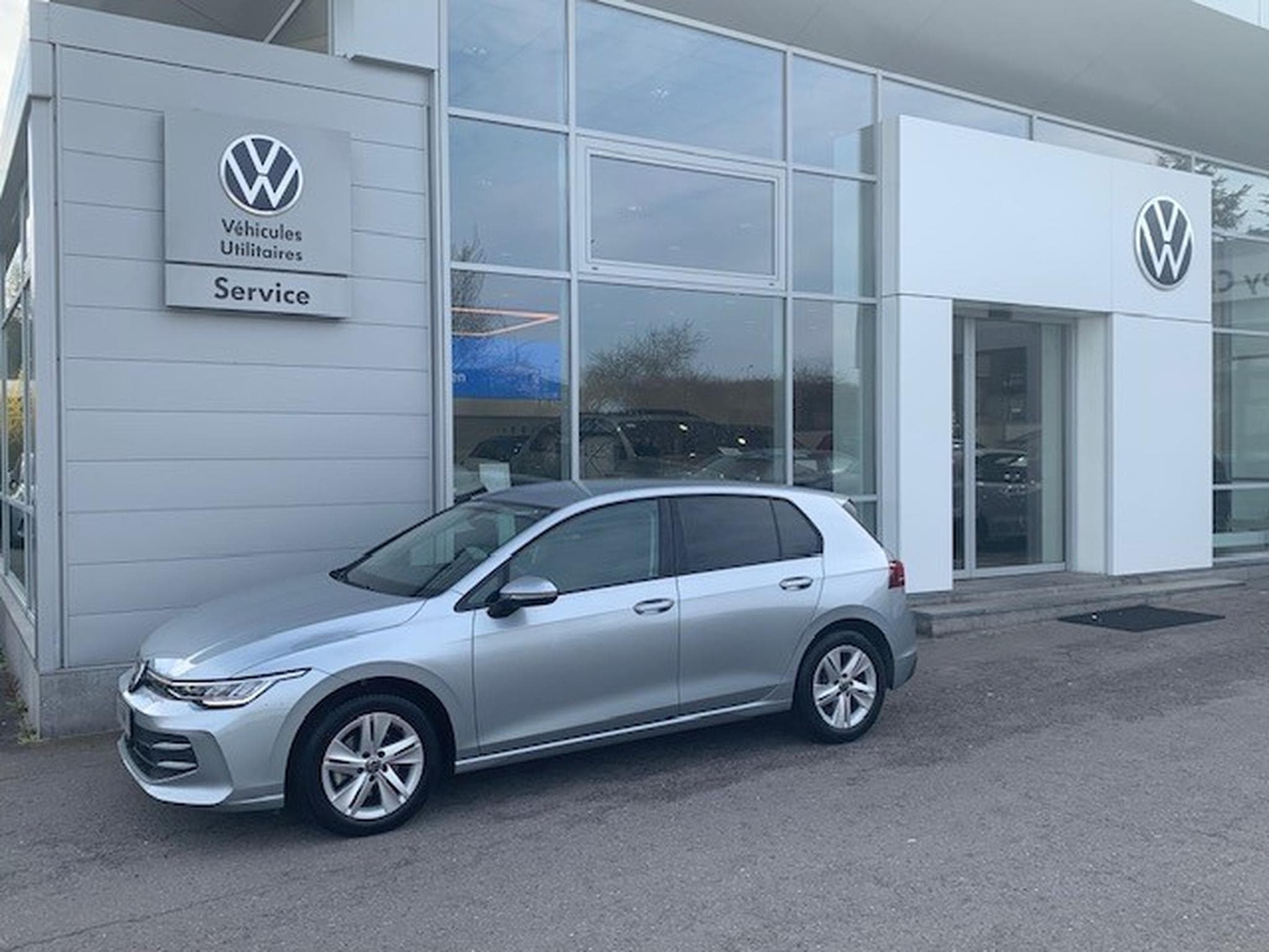 VW Golf LIFE eTSI 150CV DSG7 (2025) - Foto 1
